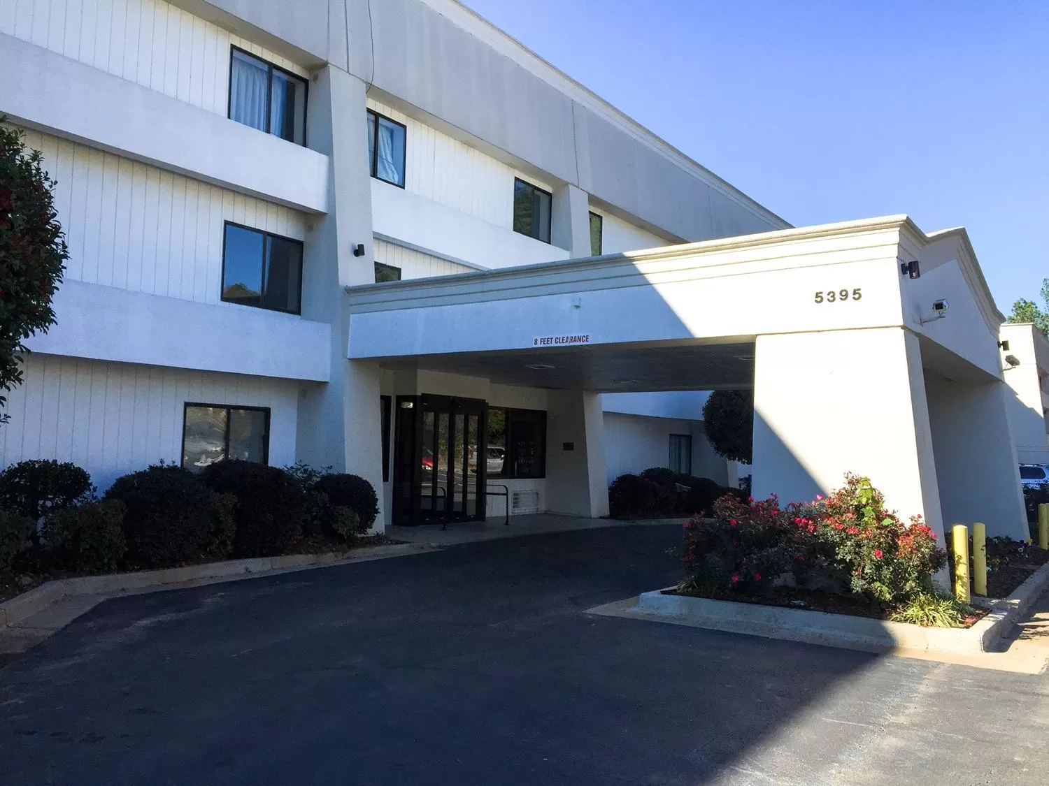 Facade/entrance in Motel 6-Norcross, GA