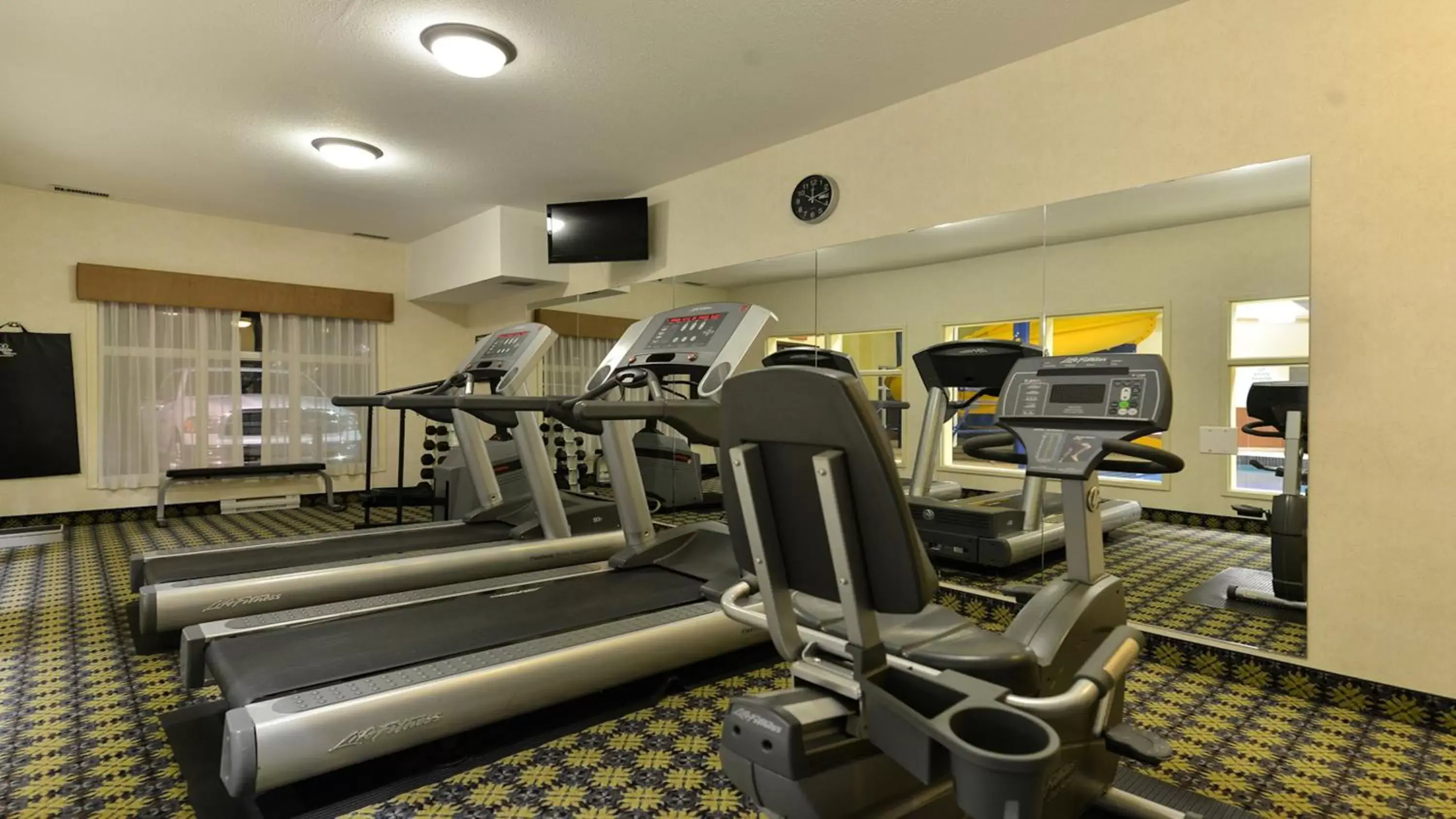 Fitness centre/facilities, Fitness Center/Facilities in Holiday Inn Express Hotel & Suites - Edmonton International Airport, an IHG Hotel