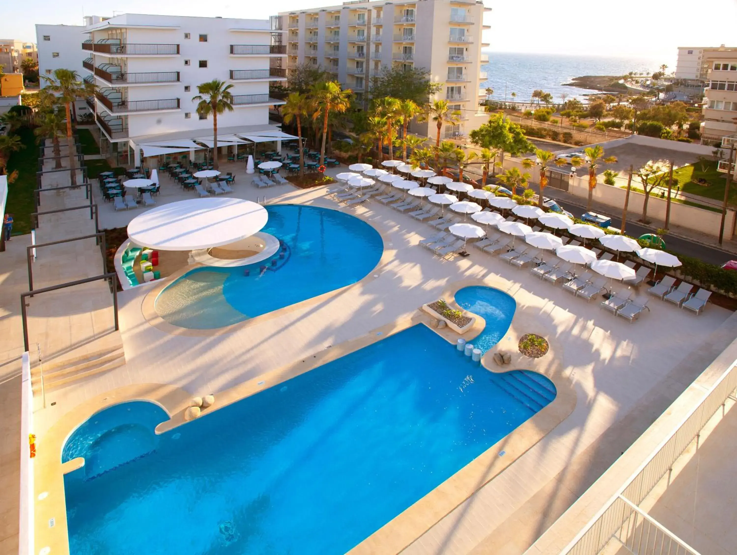 Solarium, Pool View in Hotel JS Palma Stay - Adults Only