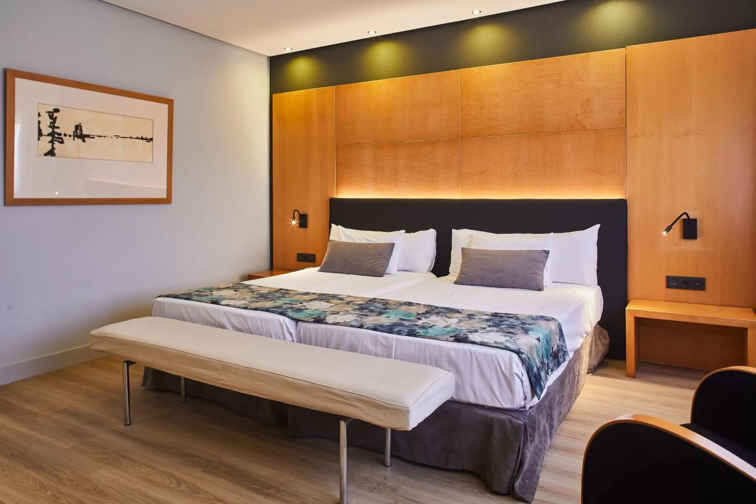 Bedroom, Bed in Silken Al-Andalus Palace Bedroom, Bed in Silken Al-Andalus Palace