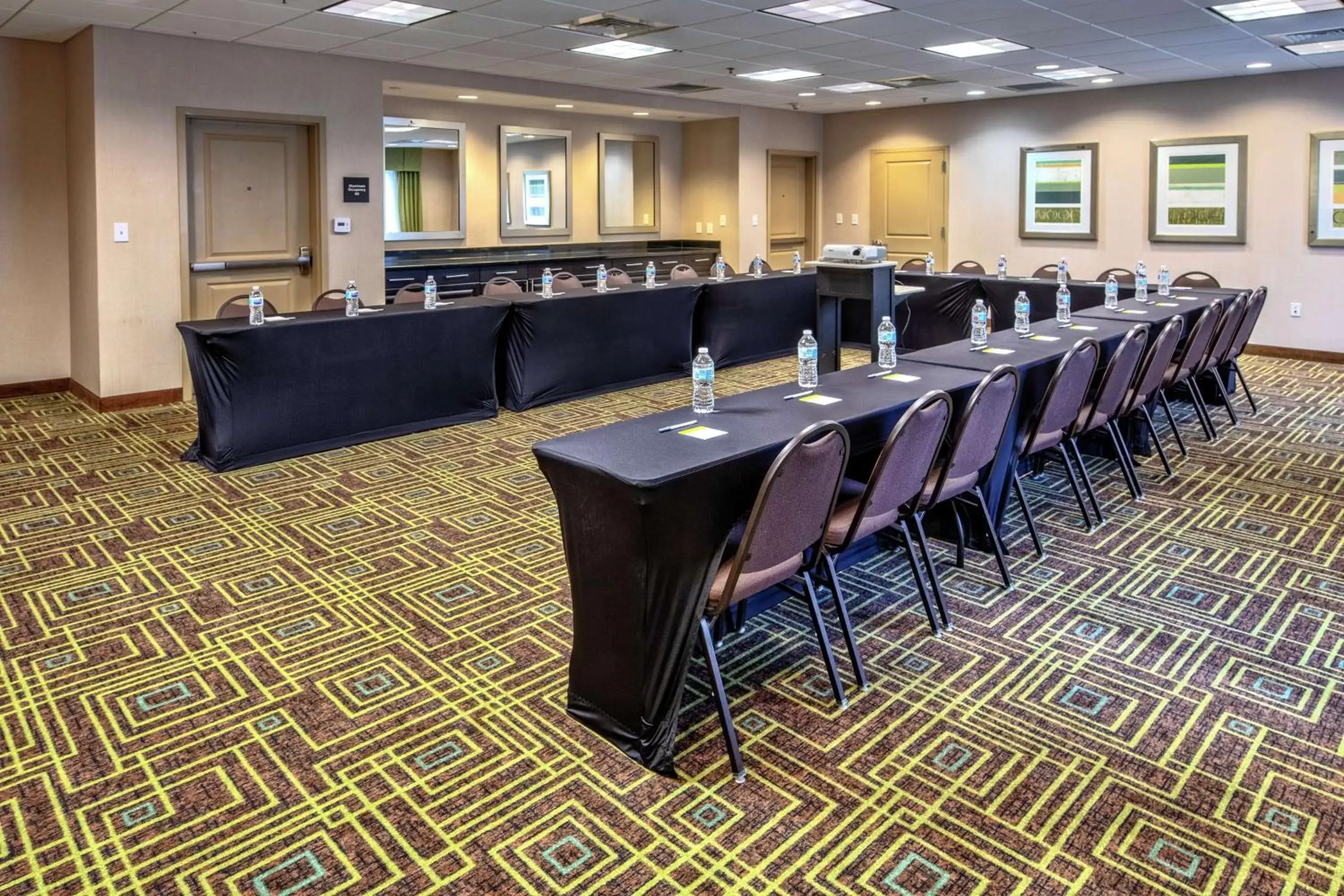 Meeting/conference room in Hampton Inn & Suites Birmingham/280 East-Eagle Point