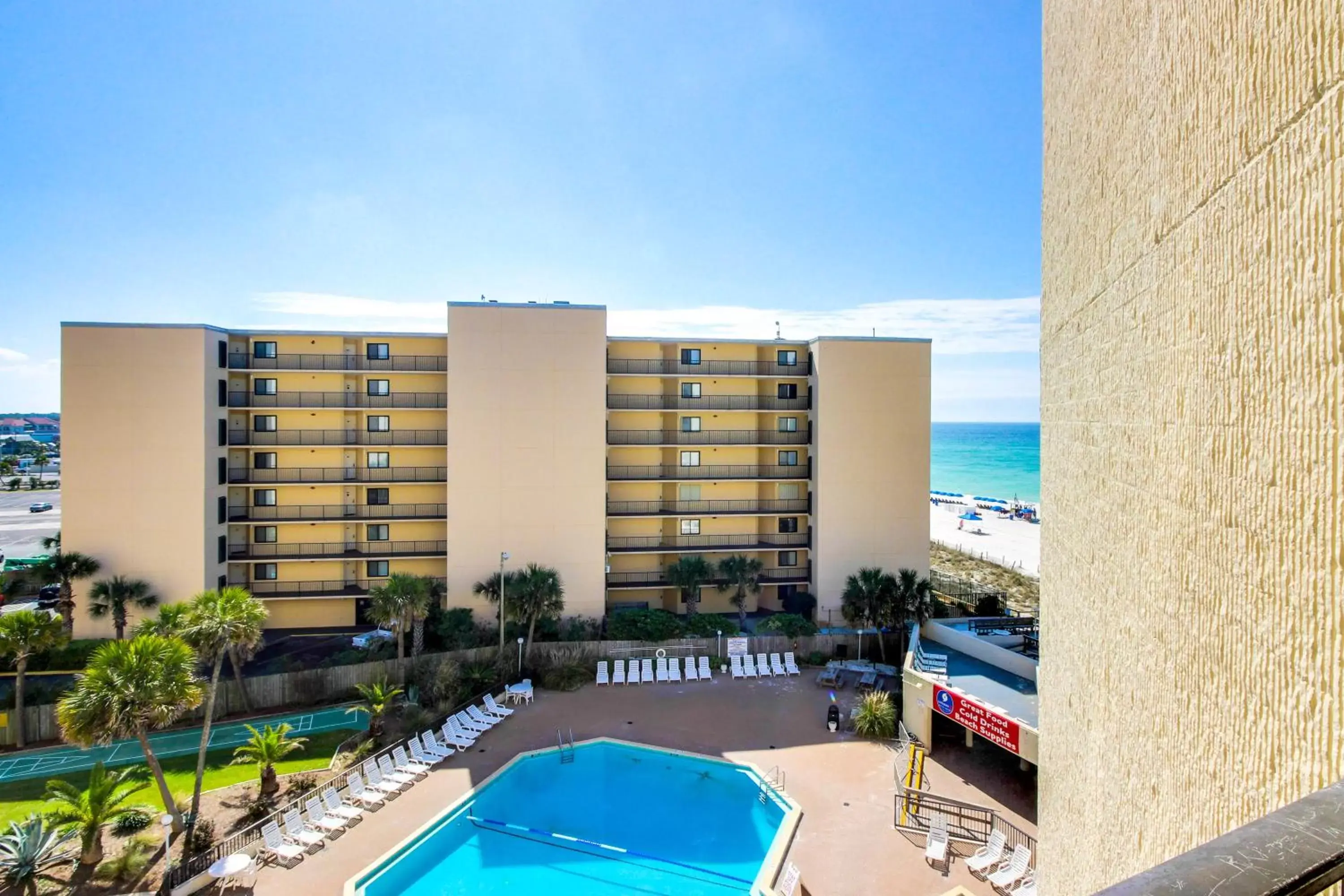 Pool View in The Top of the Gulf #723