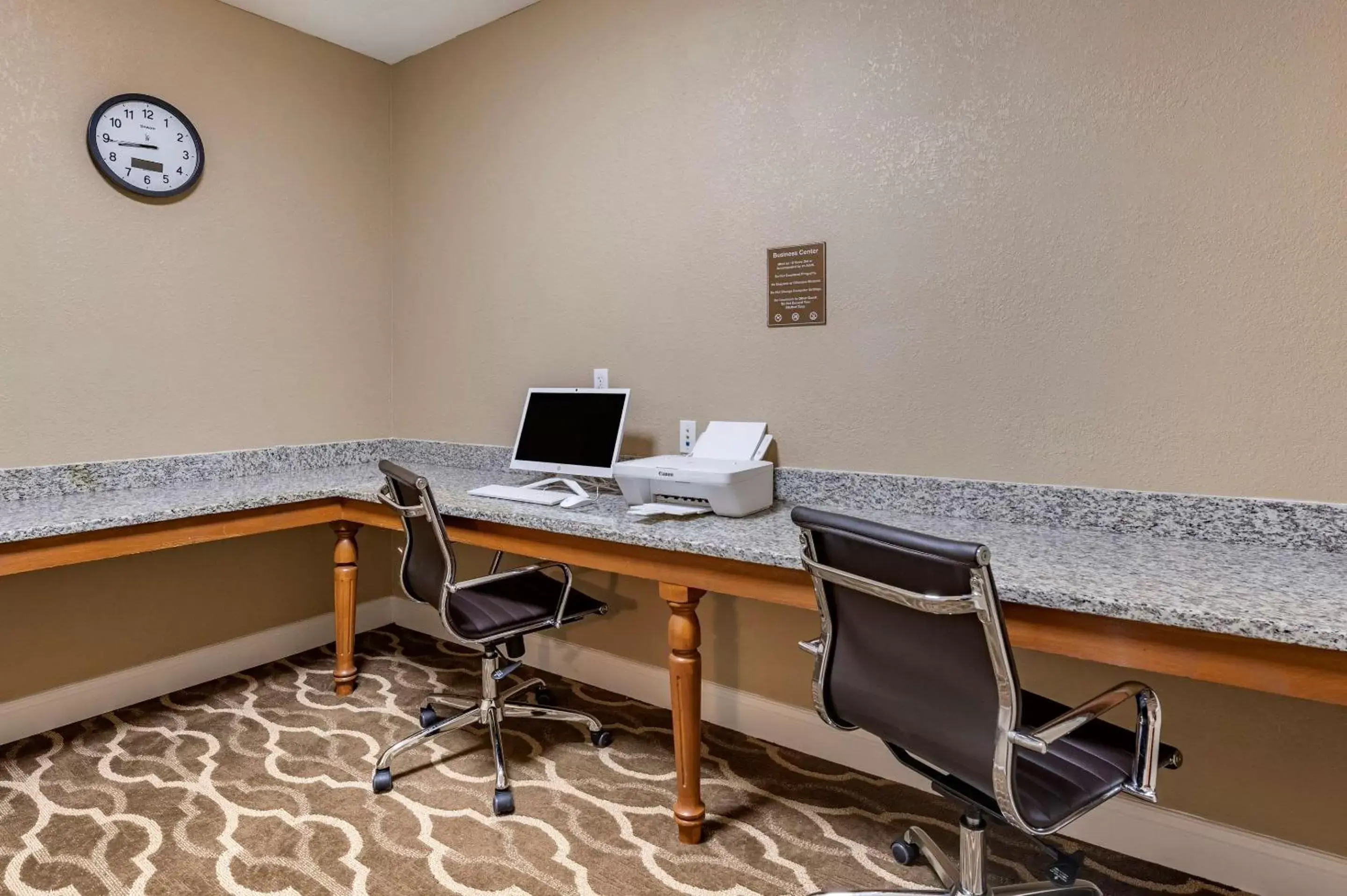 On site, Business Area/Conference Room in Comfort Inn Hebron-Lowell Area