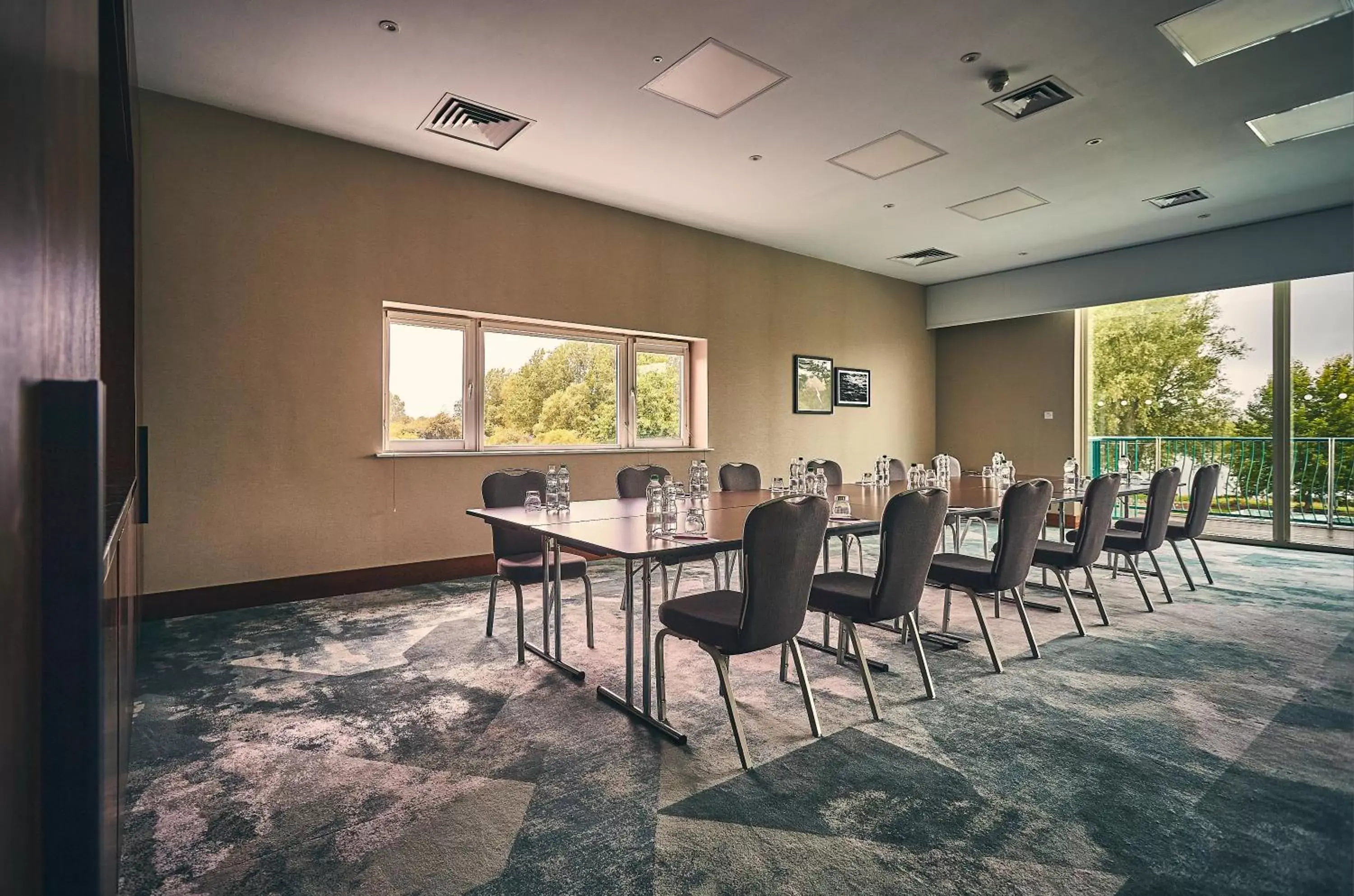 Meeting/conference room in Crowne Plaza Marlow, an IHG Hotel