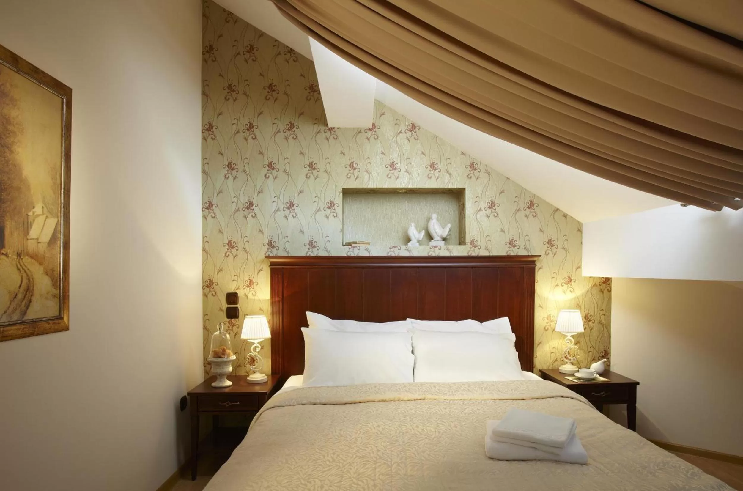 Photo of the whole room, Bed in Premier Luxury Mountain Resort