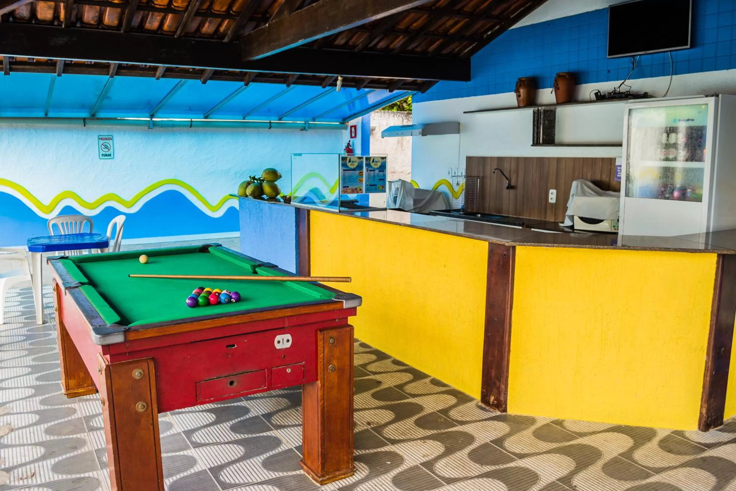 Lounge or bar in Hotel Porto das Ancoras