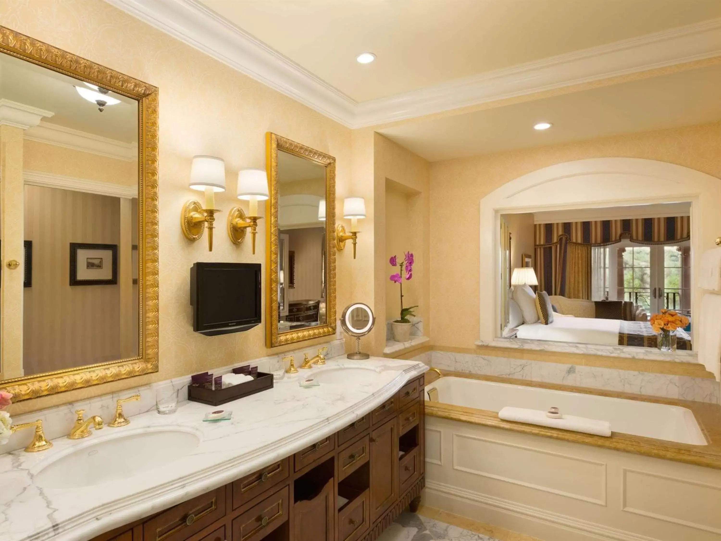 Bedroom, Bathroom in Fairmont Grand Del Mar