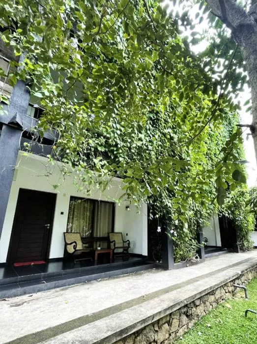 Property building in Dambulla Rock Arch