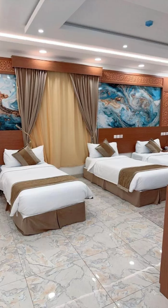 Bedroom, Bed in Taj Aleiman Hotel 