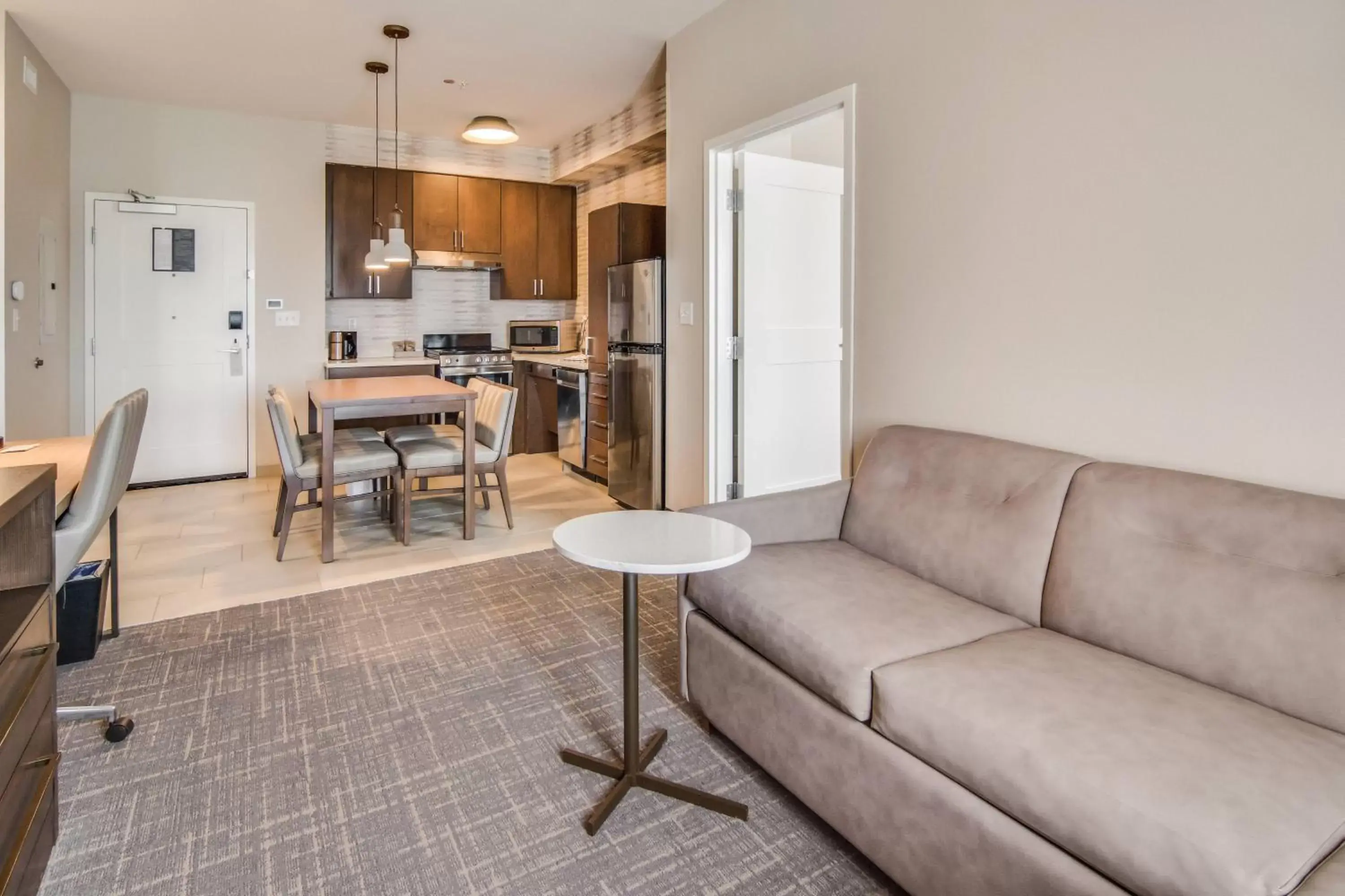 Bedroom, Seating Area in Residence Inn by Marriott Dallas DFW Airport West/Bedford