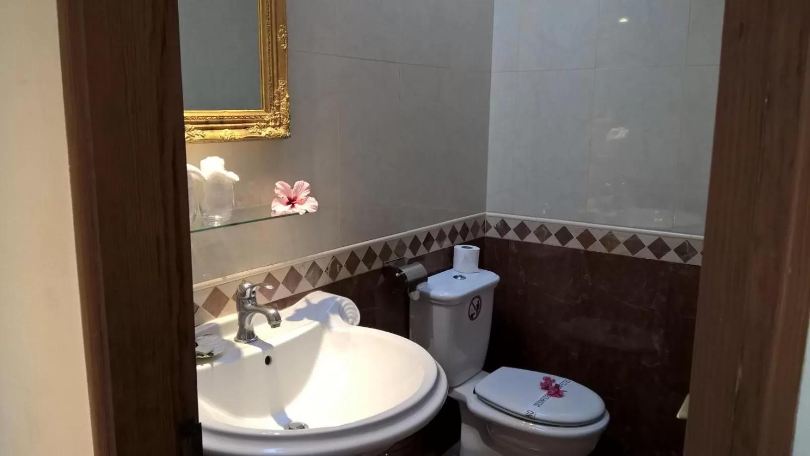 Bathroom in Birdcage Gay Men Resort and Lifestyle Hotel