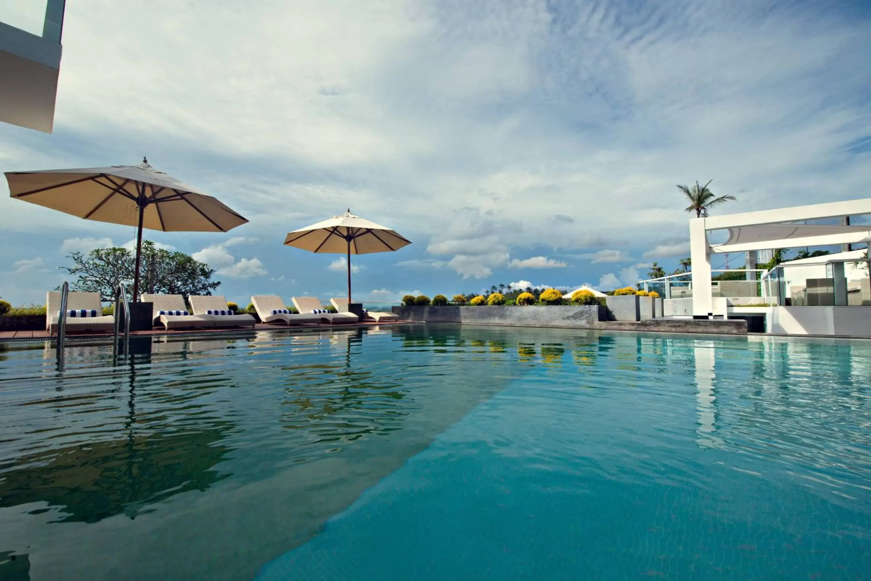 Day, Swimming Pool in Levels Unawatuna