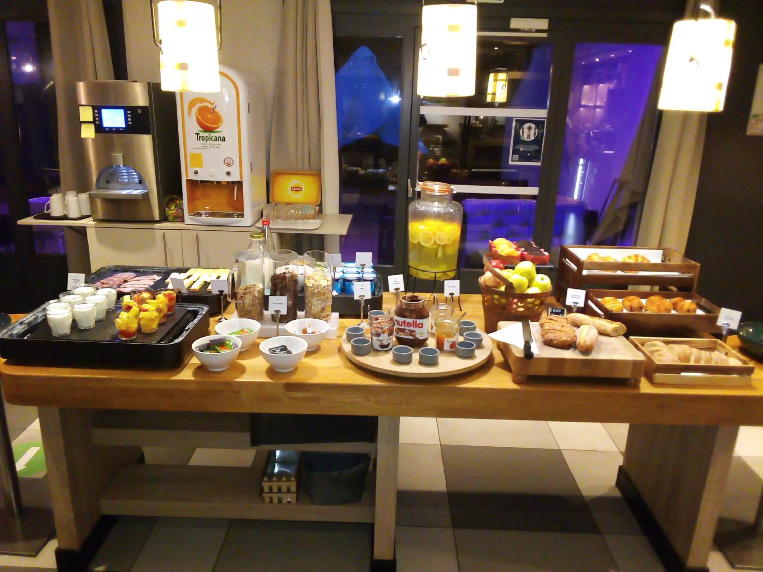 Buffet breakfast in Campanile Villepinte - Parc des Expositions