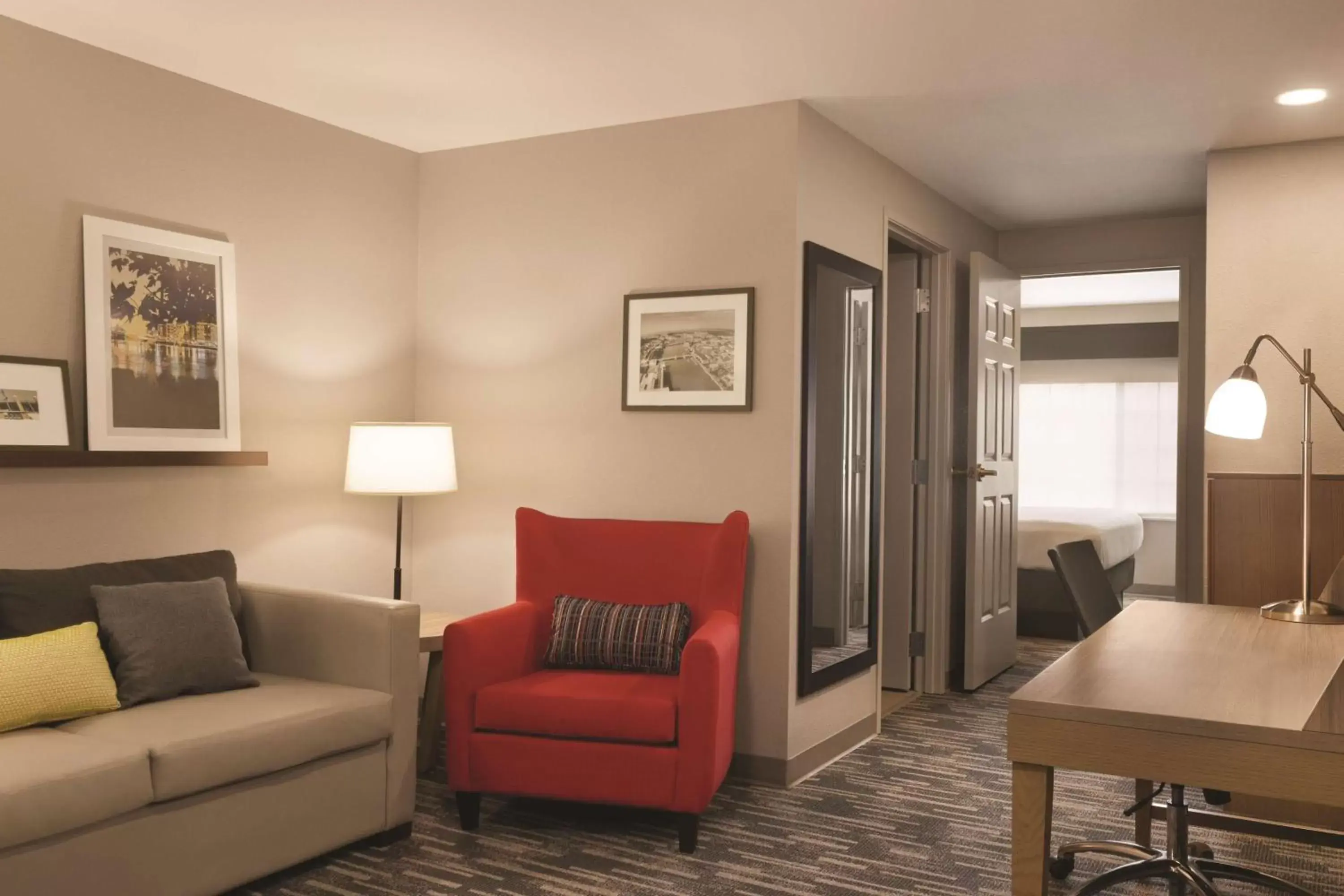 Photo of the whole room, Seating Area in Country Inn & Suites by Radisson, Green Bay North, WI
