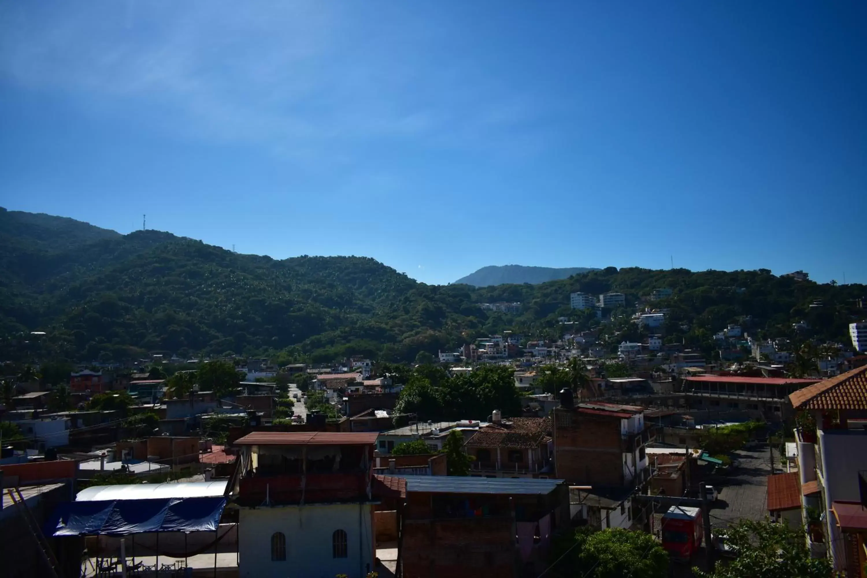 Neighbourhood, Mountain View in Hotel Blue Home Vallarta