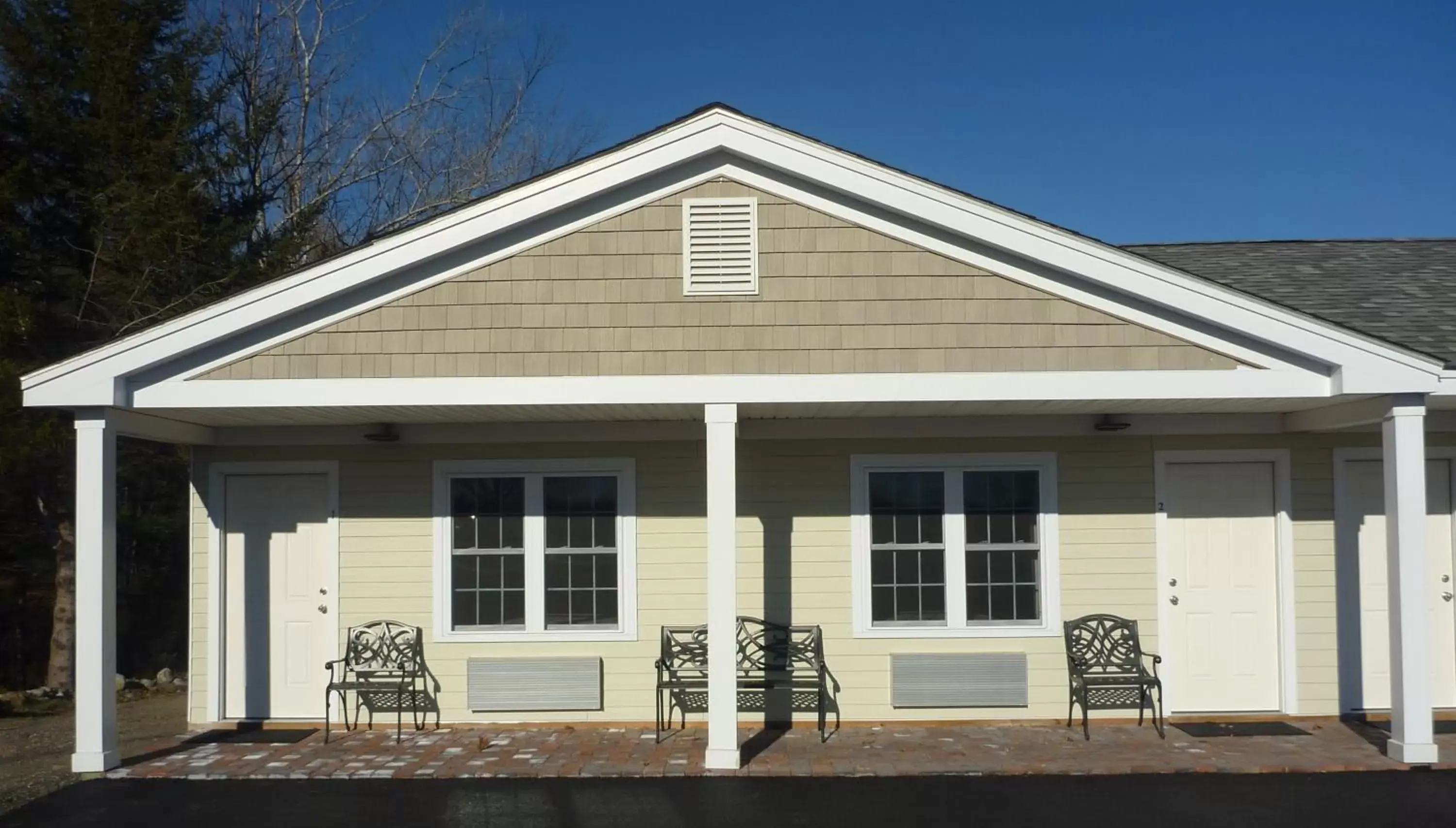 Facade/entrance, Property Building in Yankee Clipper Motel