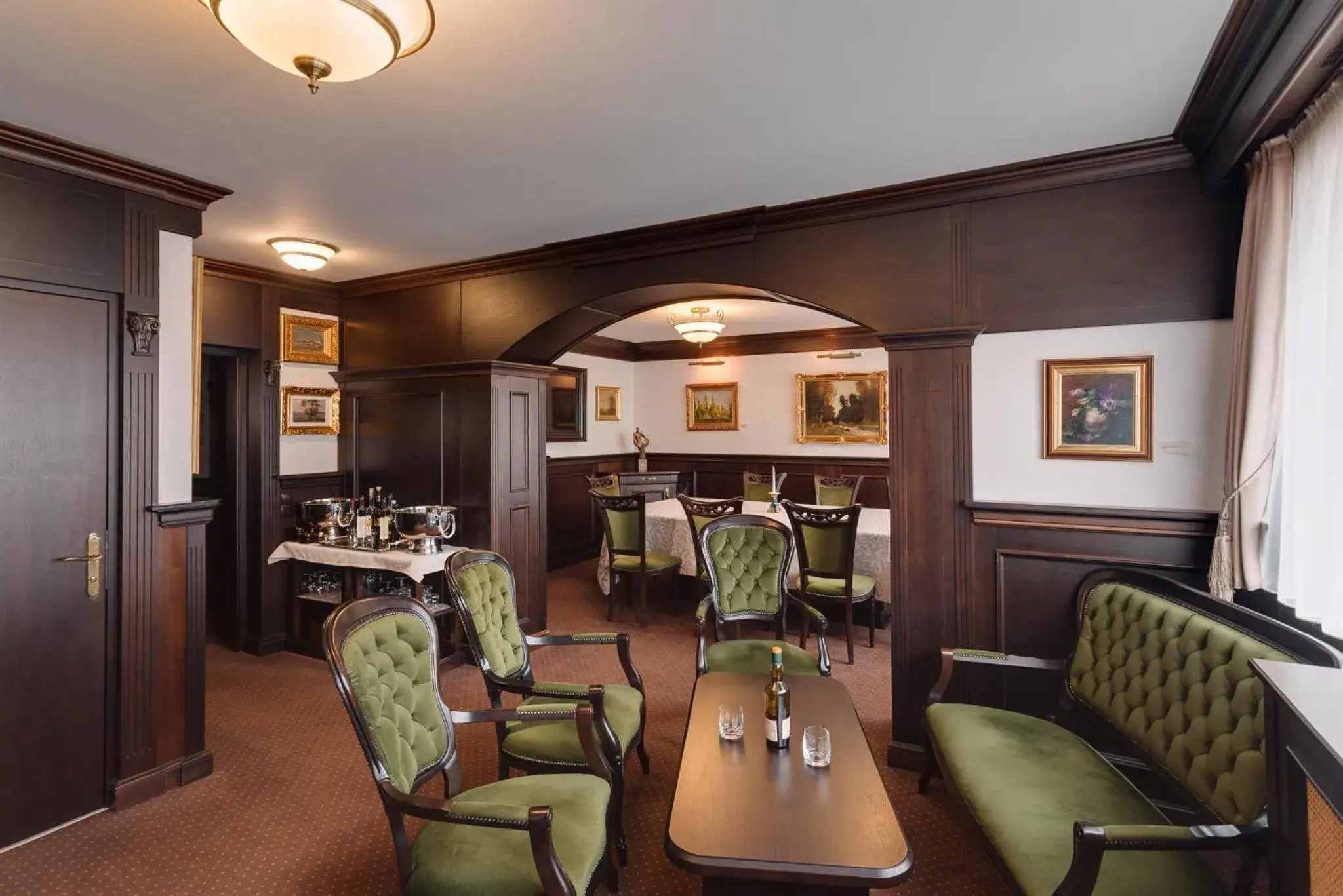 Lounge or bar, Restaurant/Places to Eat in Hotel Meridian