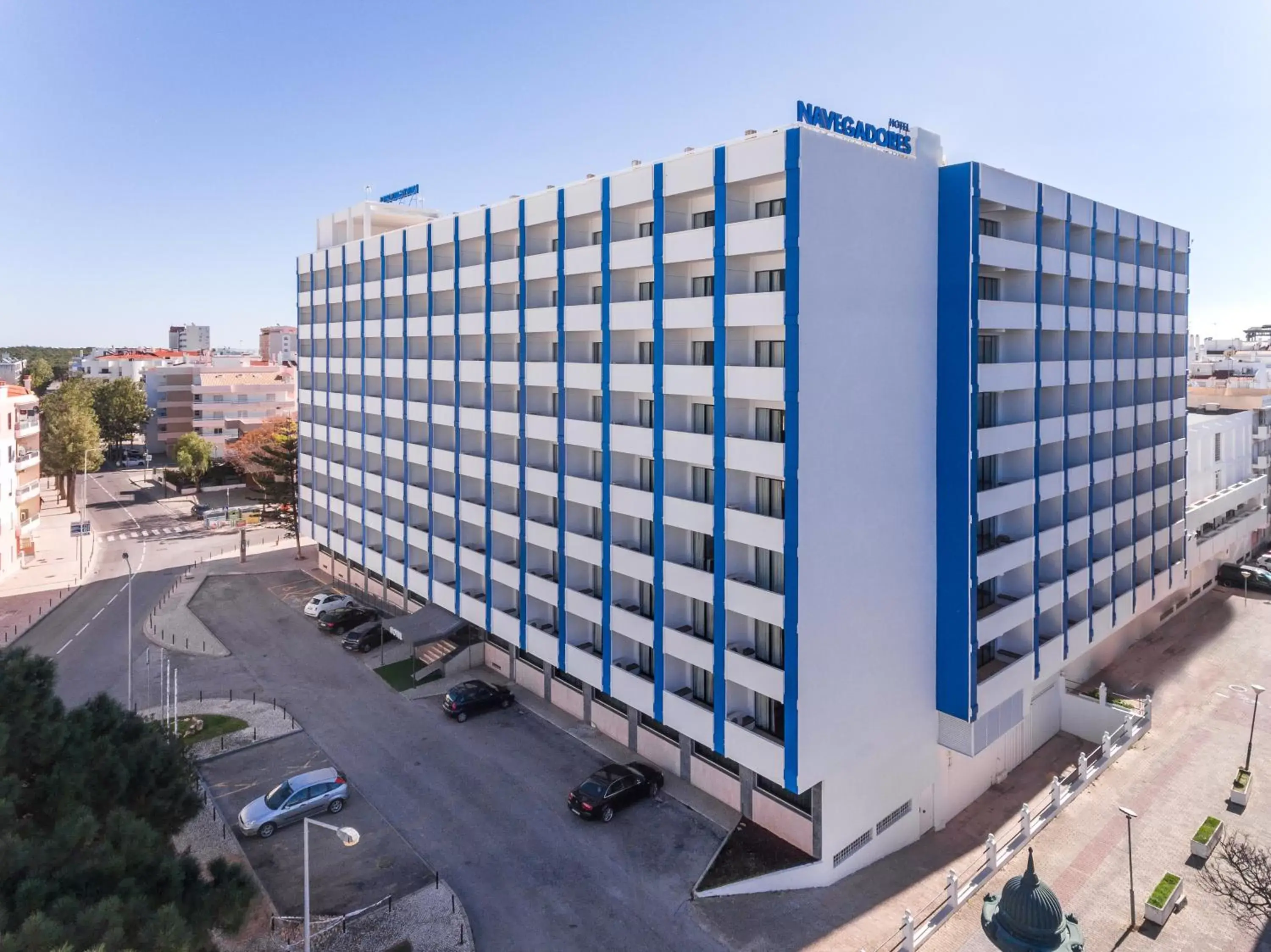 Facade/entrance, Property Building in Hotel Navegadores