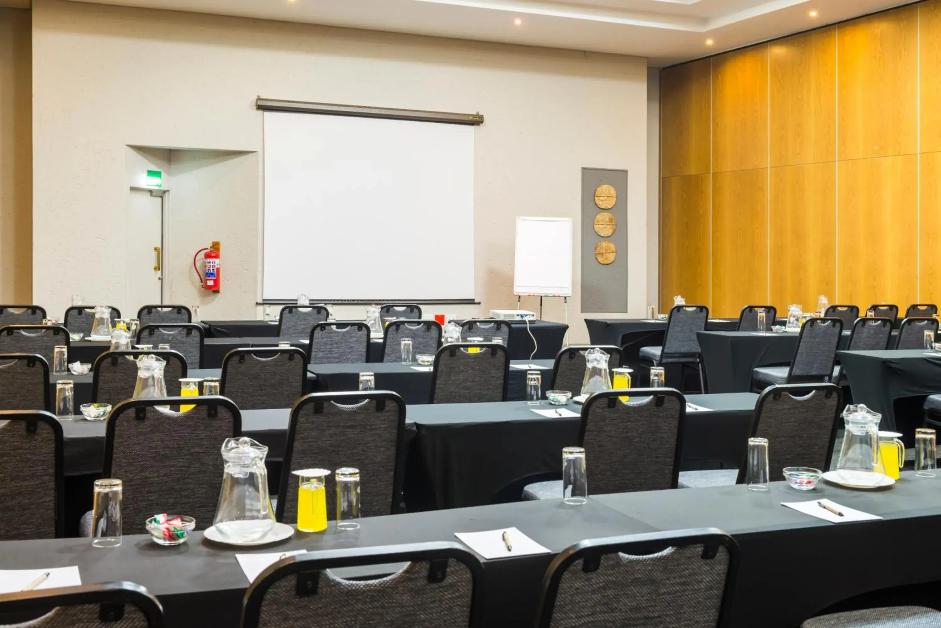 Meeting/conference room in aha Kopanong Hotel & Conference Centre