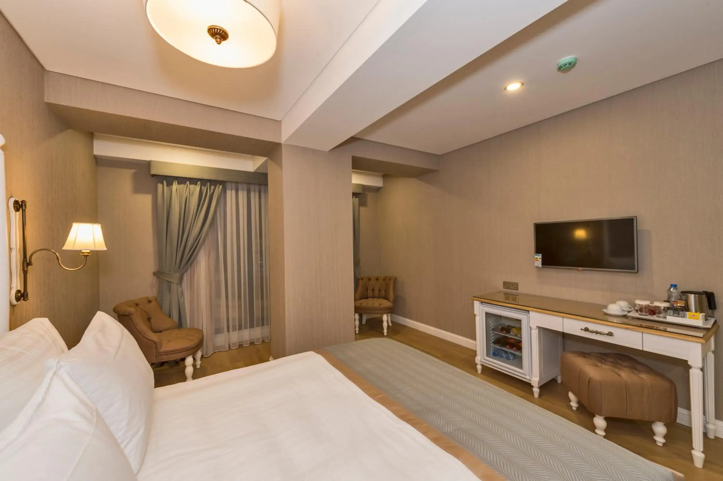 Photo of the whole room, Bed in Hanna Hotel Photo of the whole room, Bed in Hanna Hotel