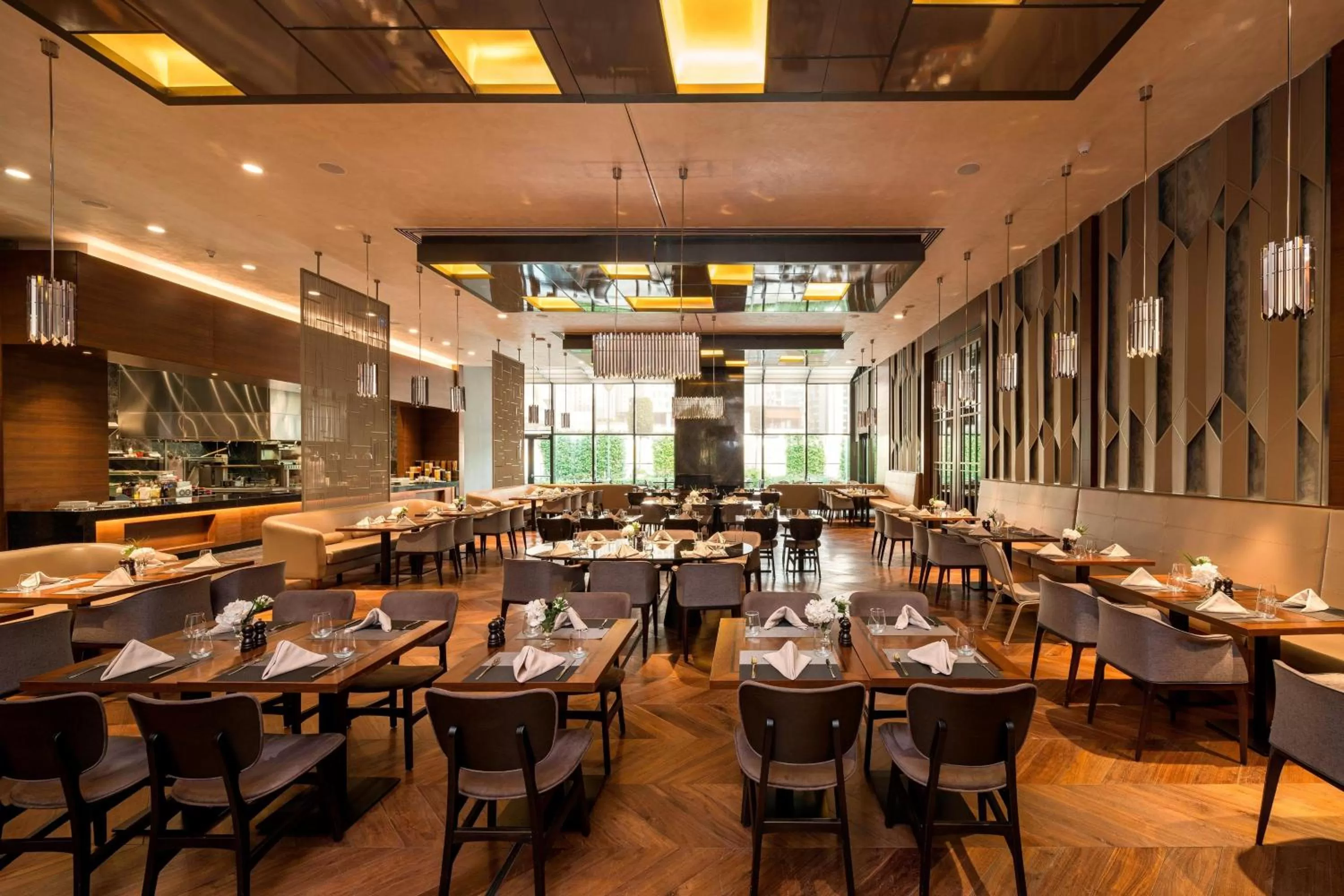 Restaurant/places to eat in Sheraton Grand Istanbul Atasehir