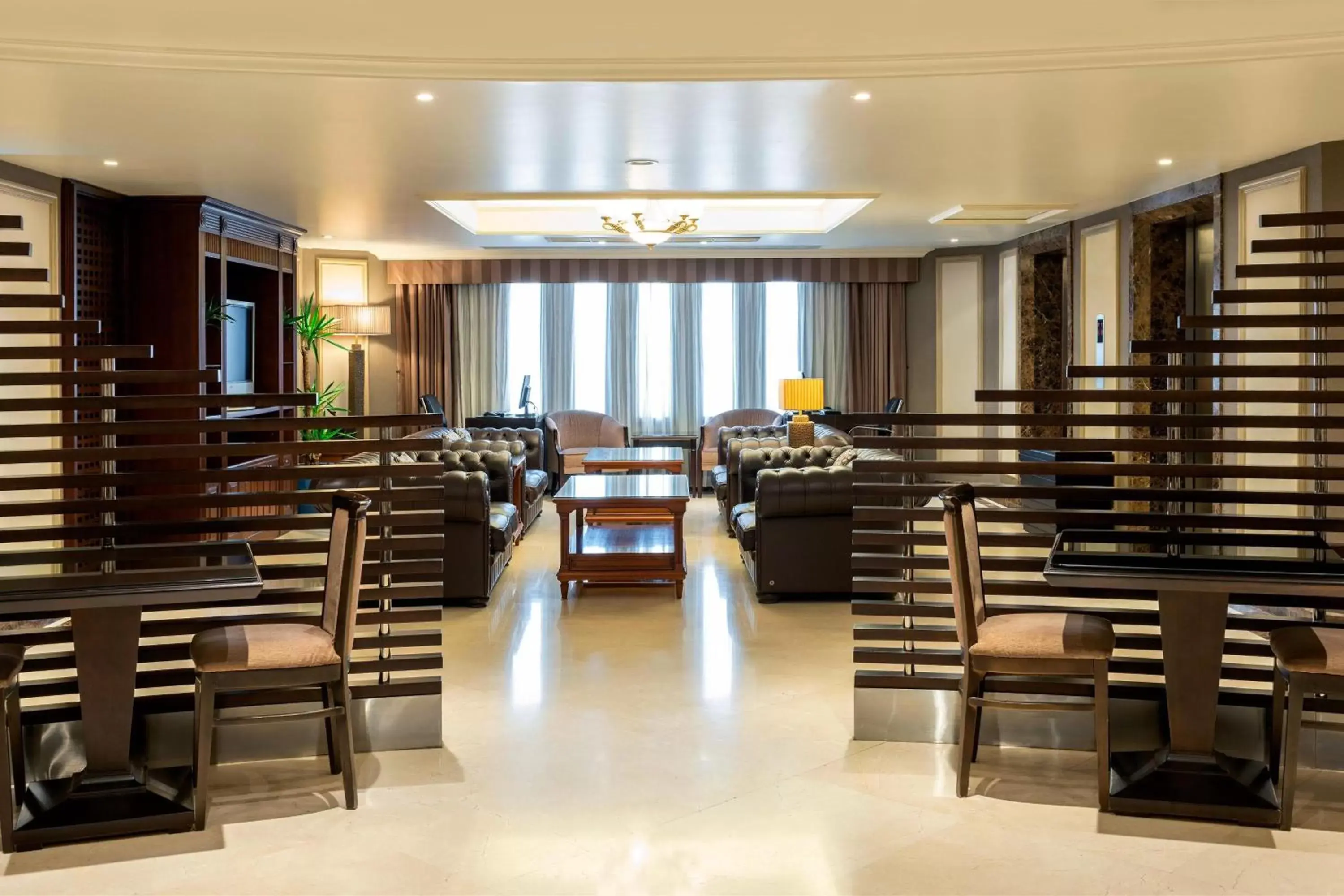 Lounge or bar, Restaurant/Places to Eat in Sheraton Riyadh Hotel & Towers