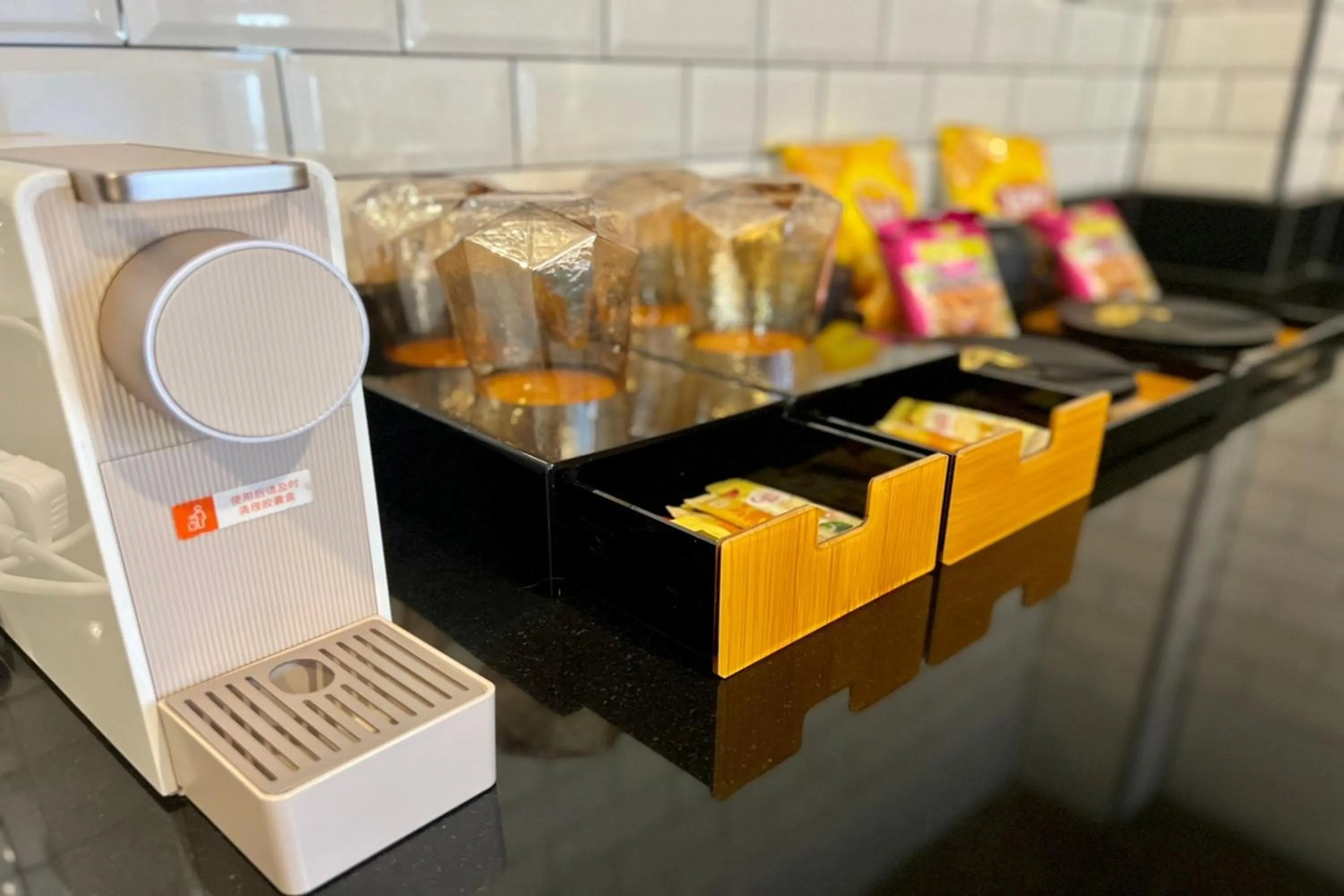 Coffee/tea facilities in Na Mantra Resort