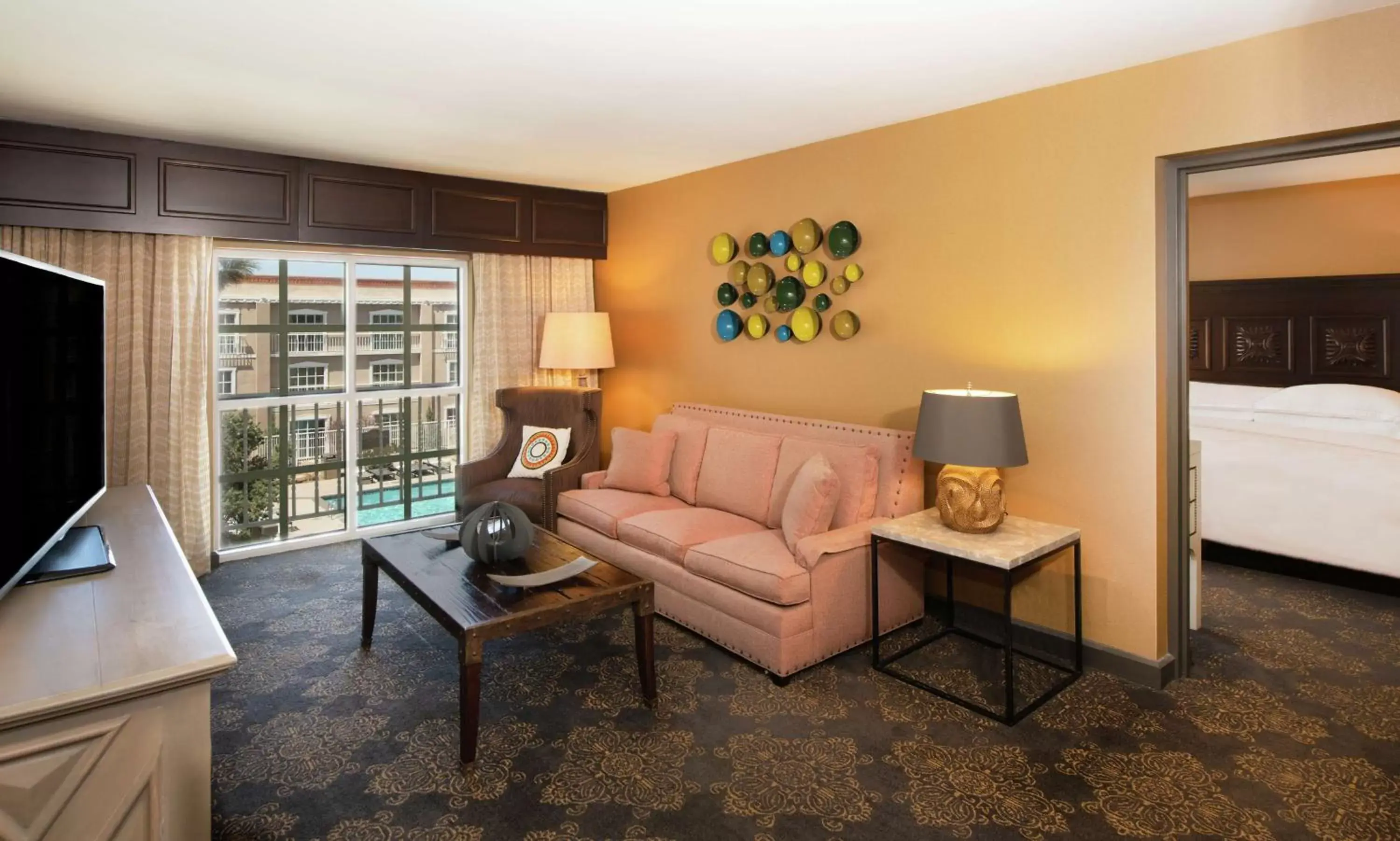 Bedroom, Seating Area in Hilton Santa Fe Historic Plaza