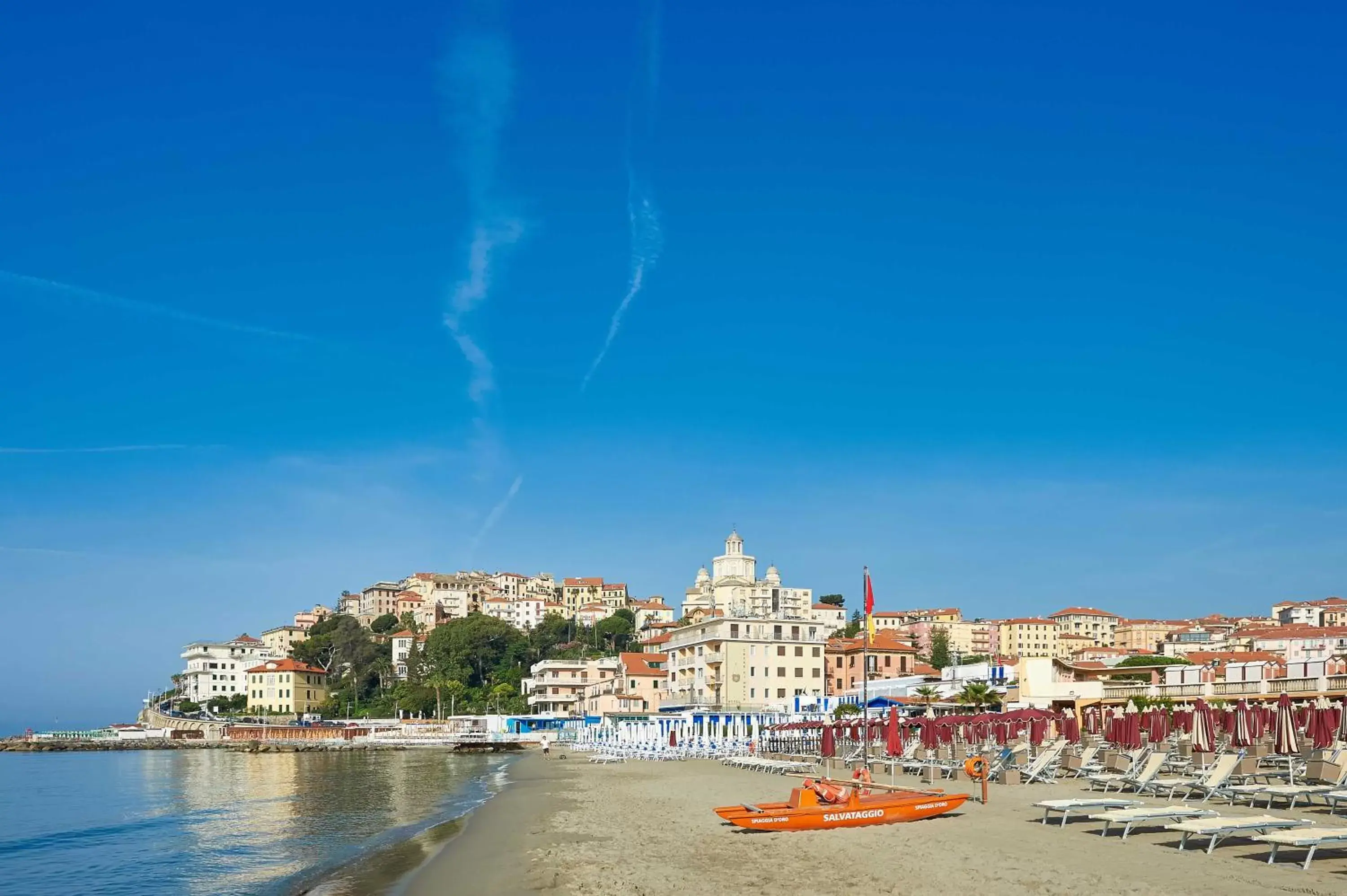 Beach in Hotel Corallo