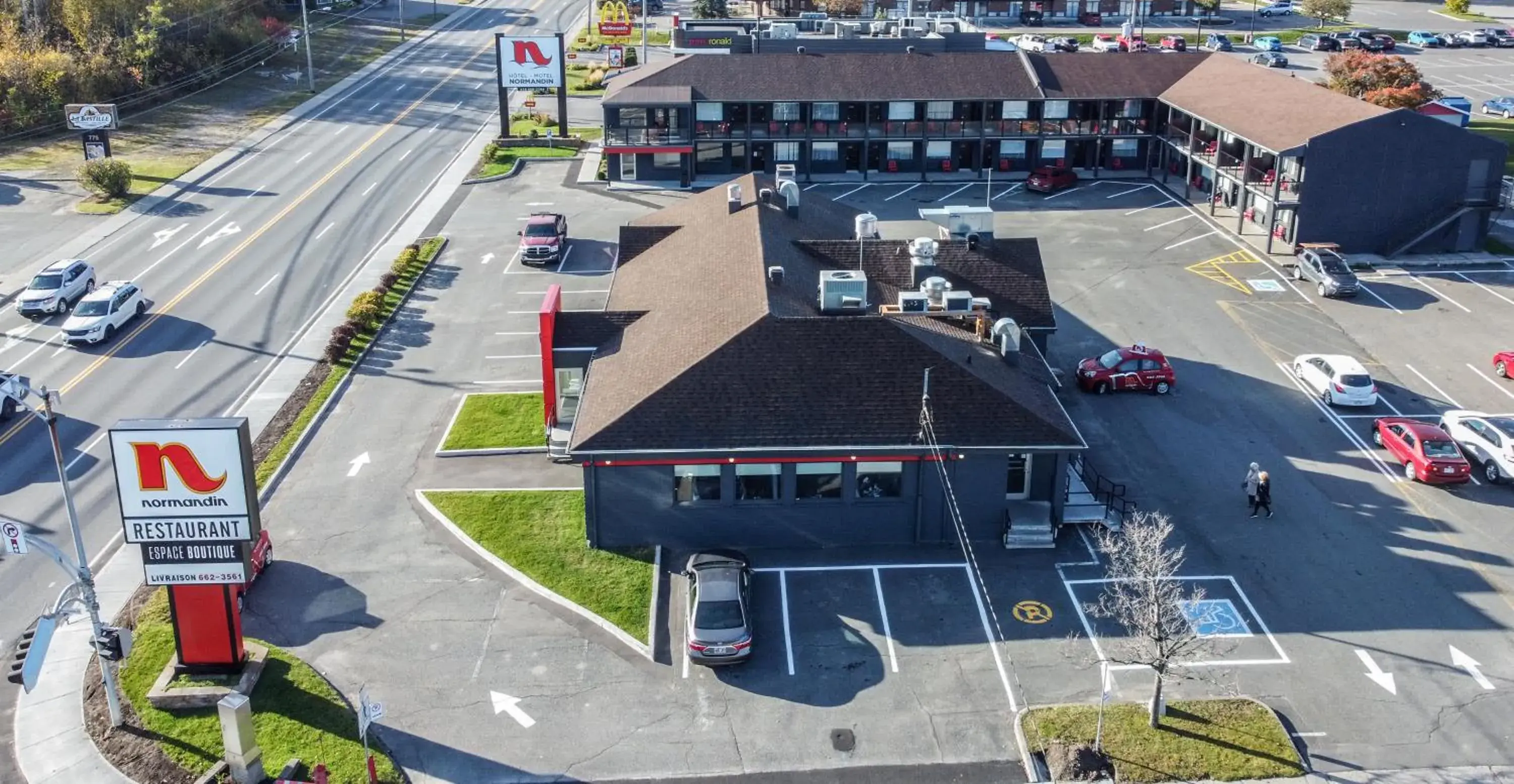 Bird's-eye View in Motel L'Avenue du Pont