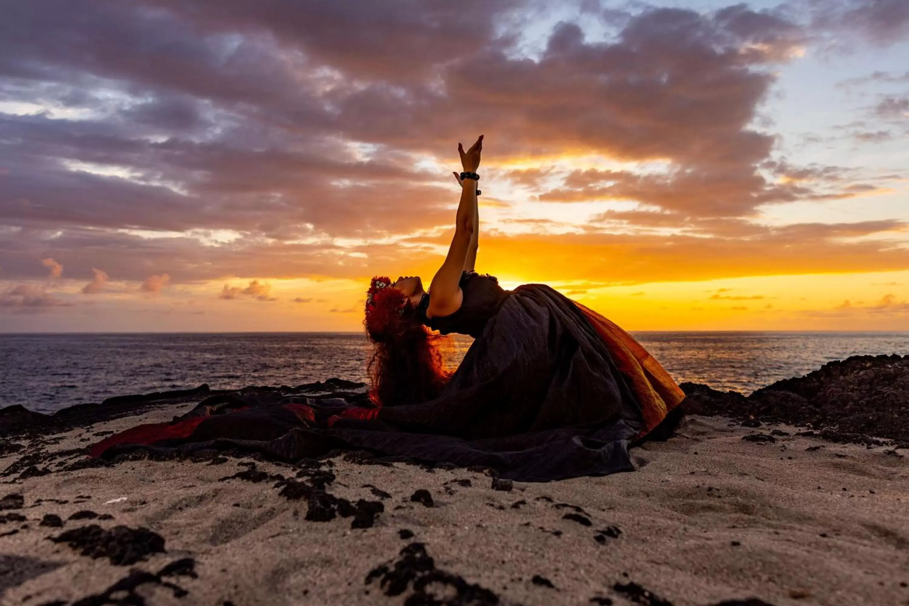 Property building, Sunrise/Sunset in Outrigger Kona Resort and Spa