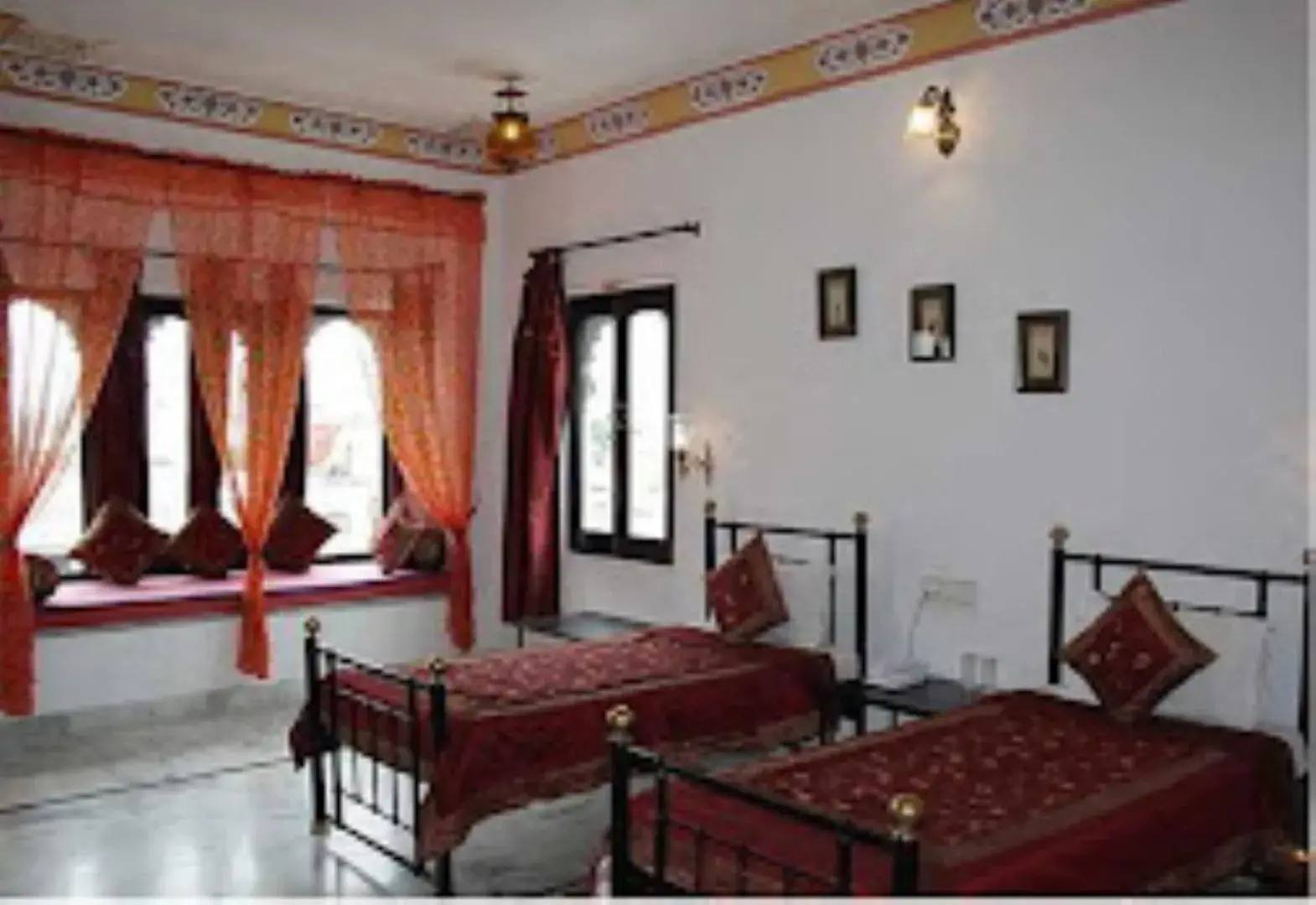 Photo of the whole room, Seating Area in Karohi Haveli