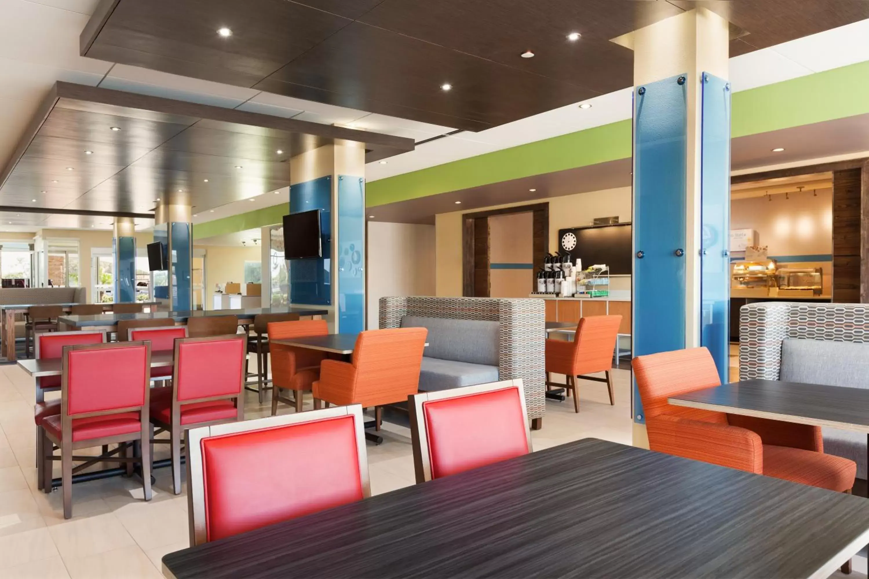 Breakfast, Restaurant/Places to Eat in Holiday Inn Express & Suites Edinburg- Mcallen Area, an IHG Hotel