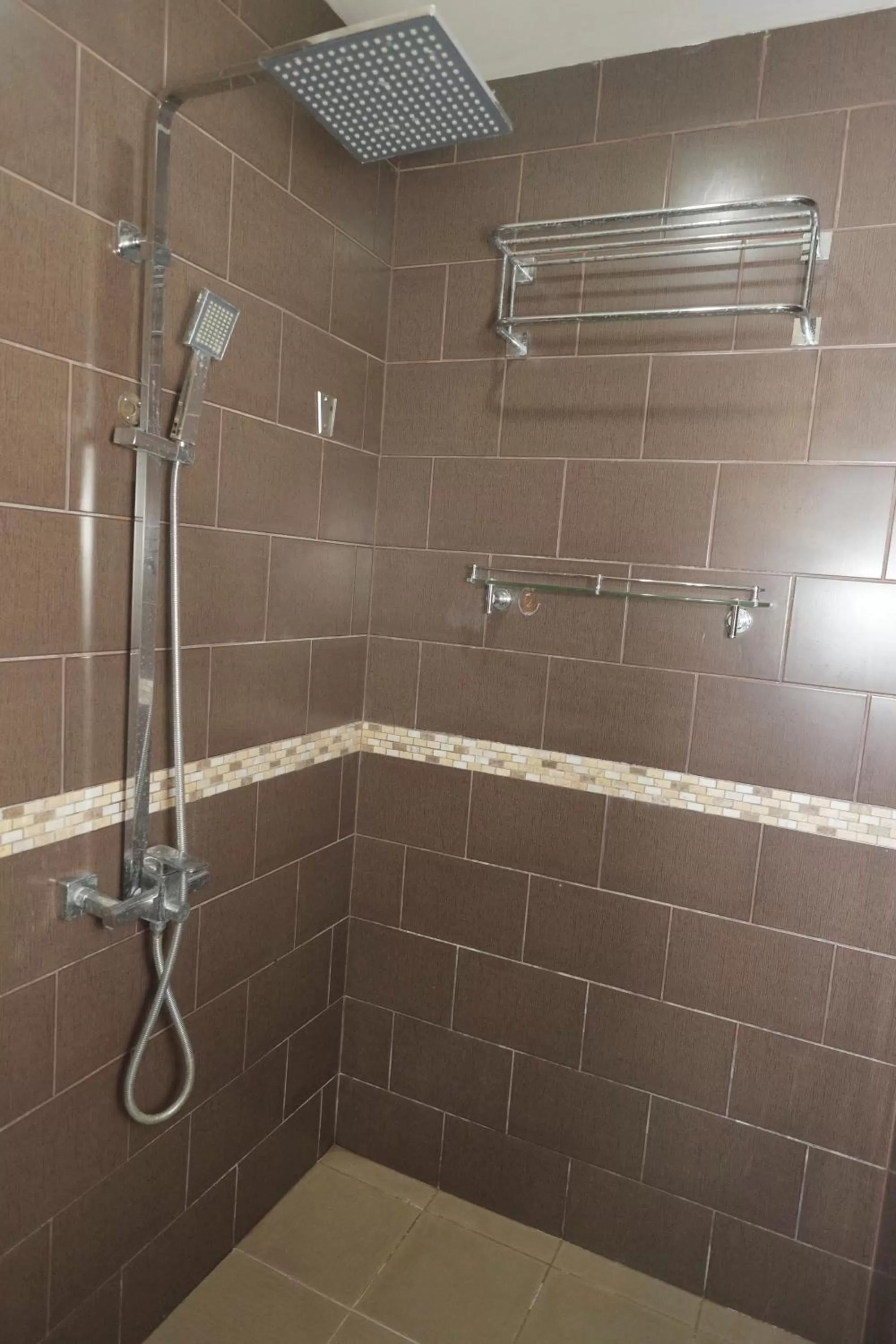 Shower in Cliffside Resort