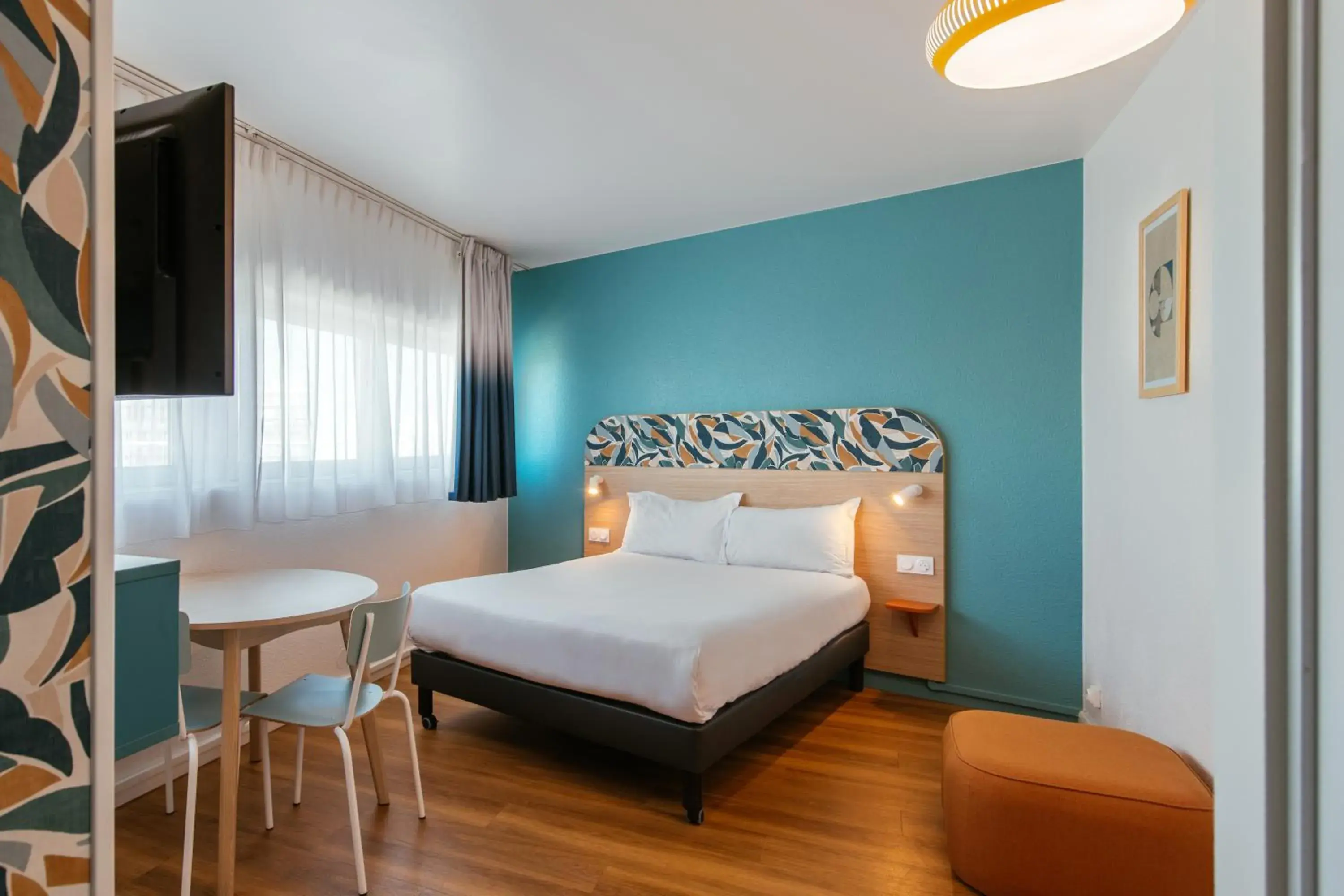 Bed in Adagio Access Paris La Villette