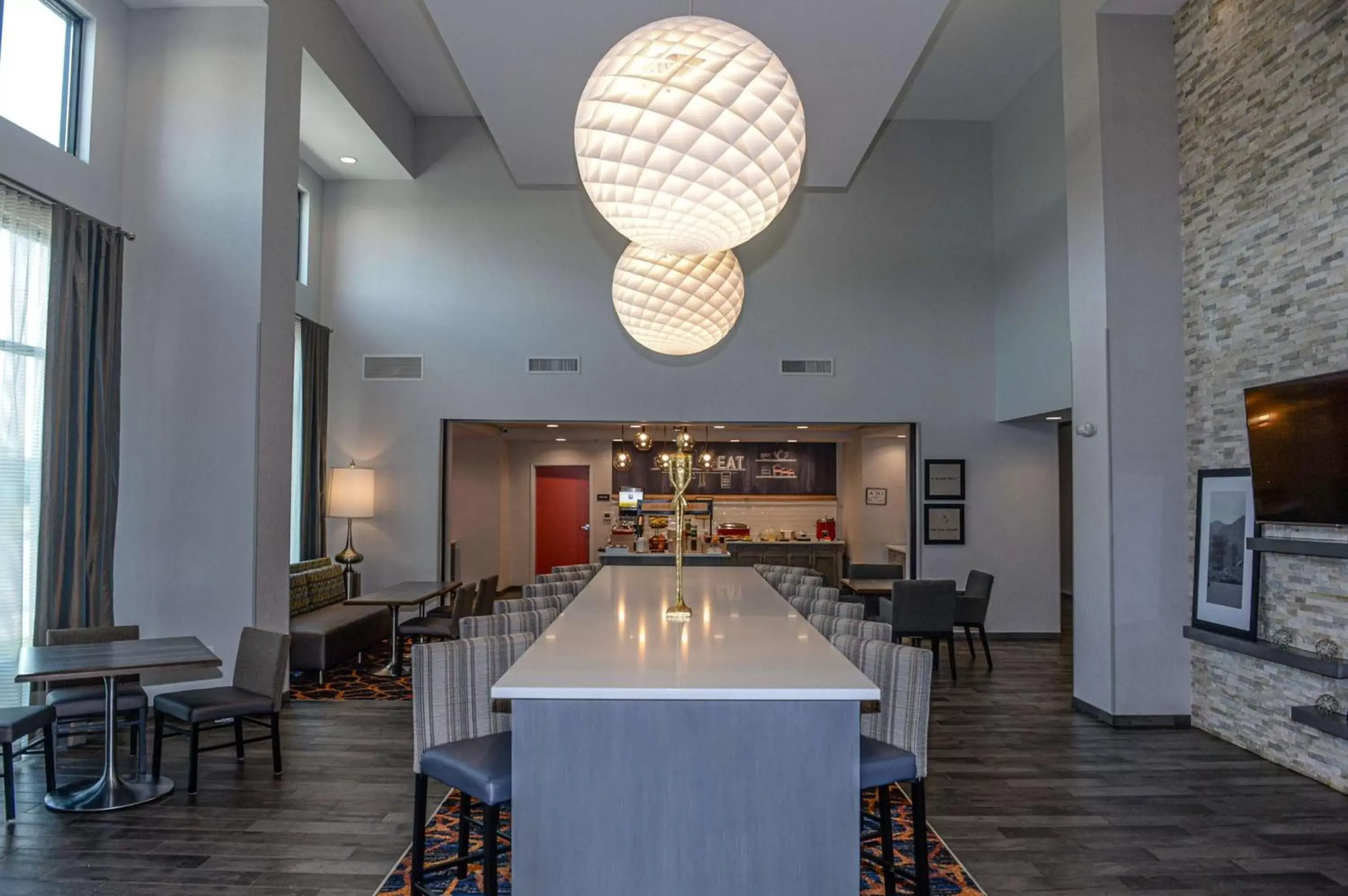 Lobby or reception, Restaurant/Places to Eat in Hampton Inn & Suites Lenoir, NC