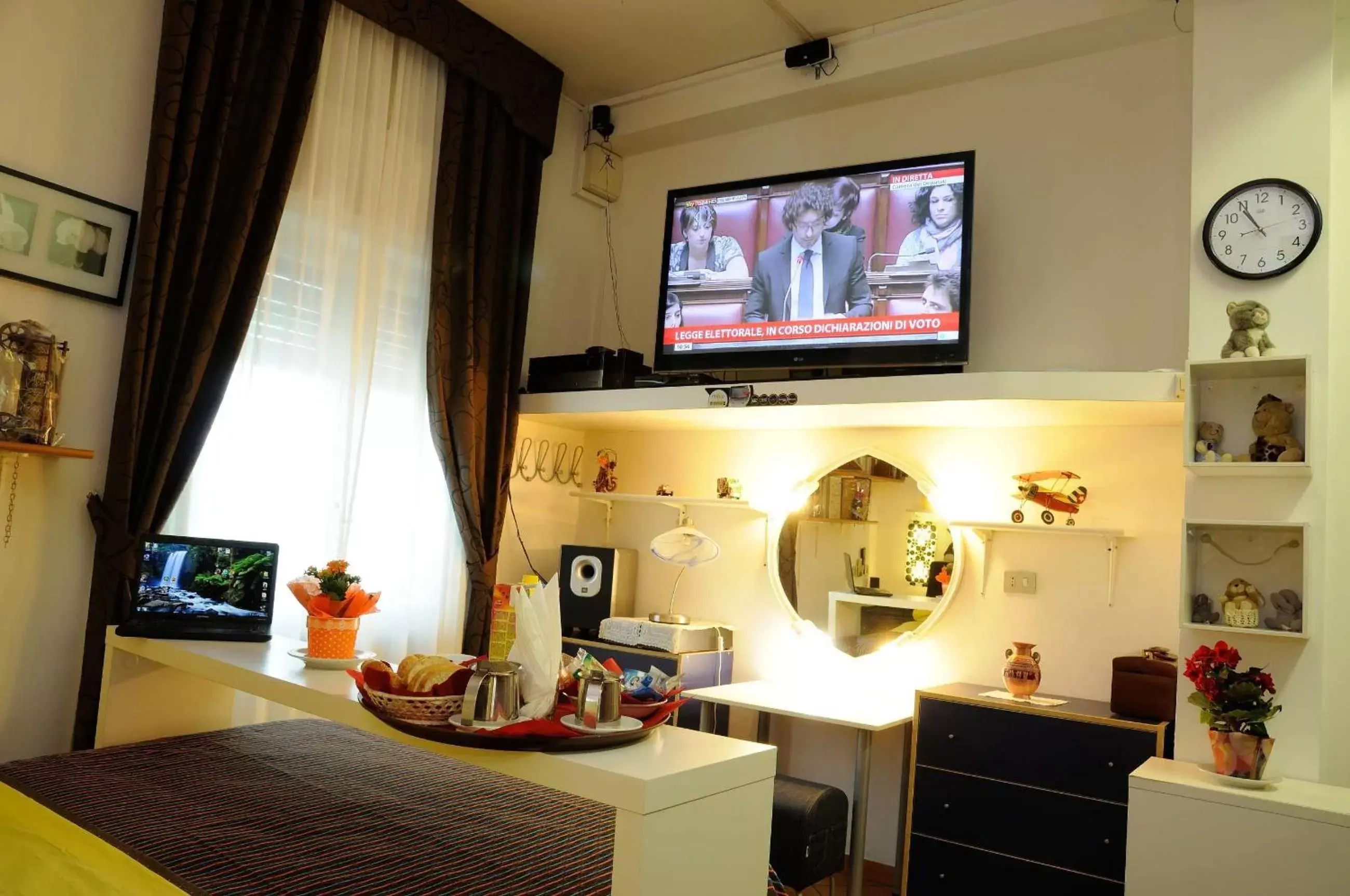 TV and multimedia, TV/Entertainment Center in Hotel Puntabella