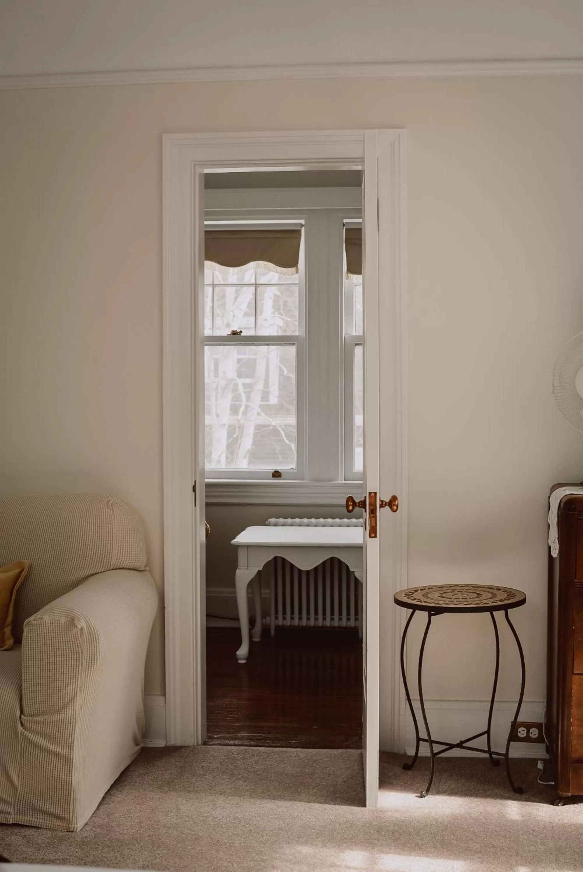 Hill Road Manor Bed & Breakfast