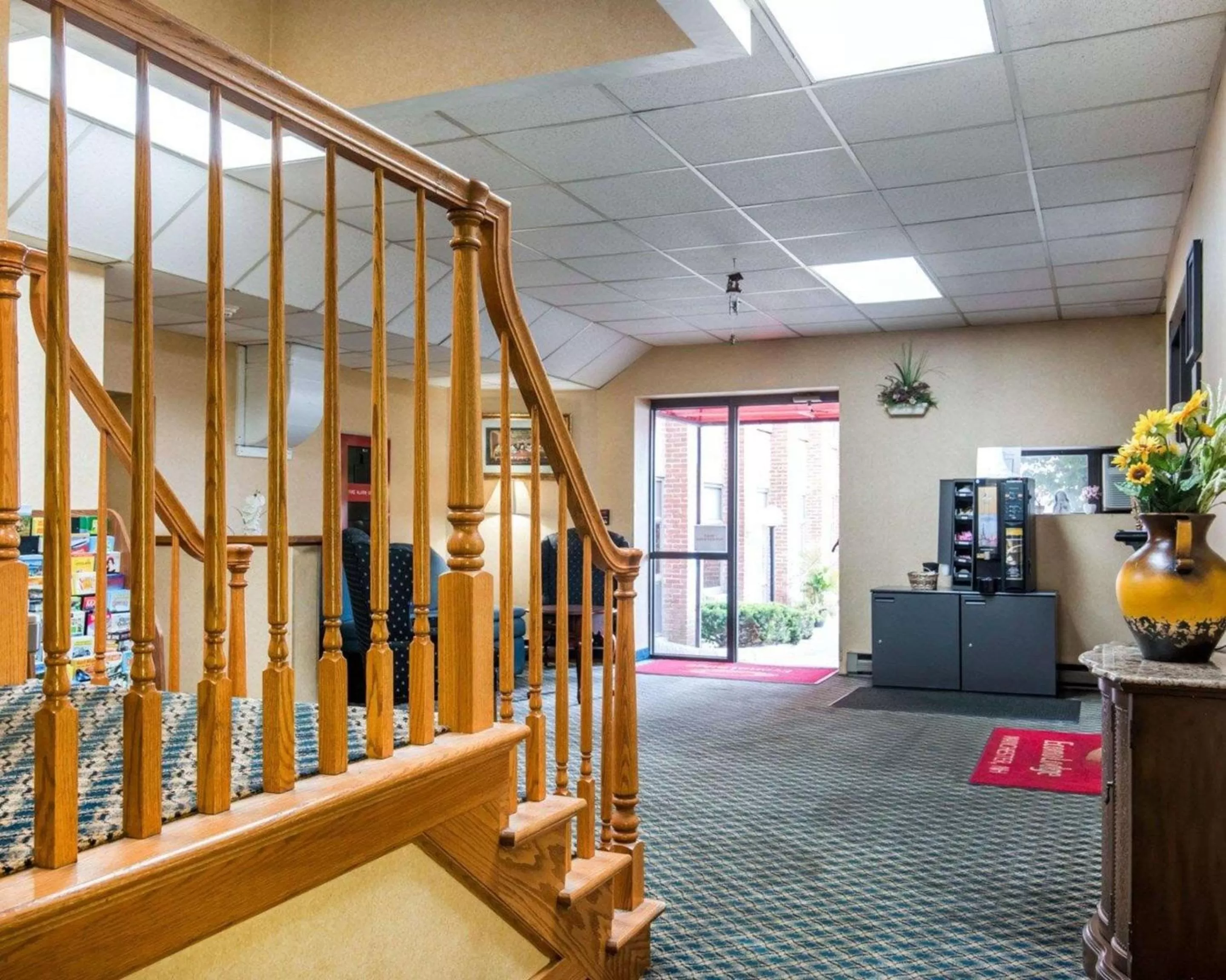 Lobby or reception in Econo Lodge Manchester