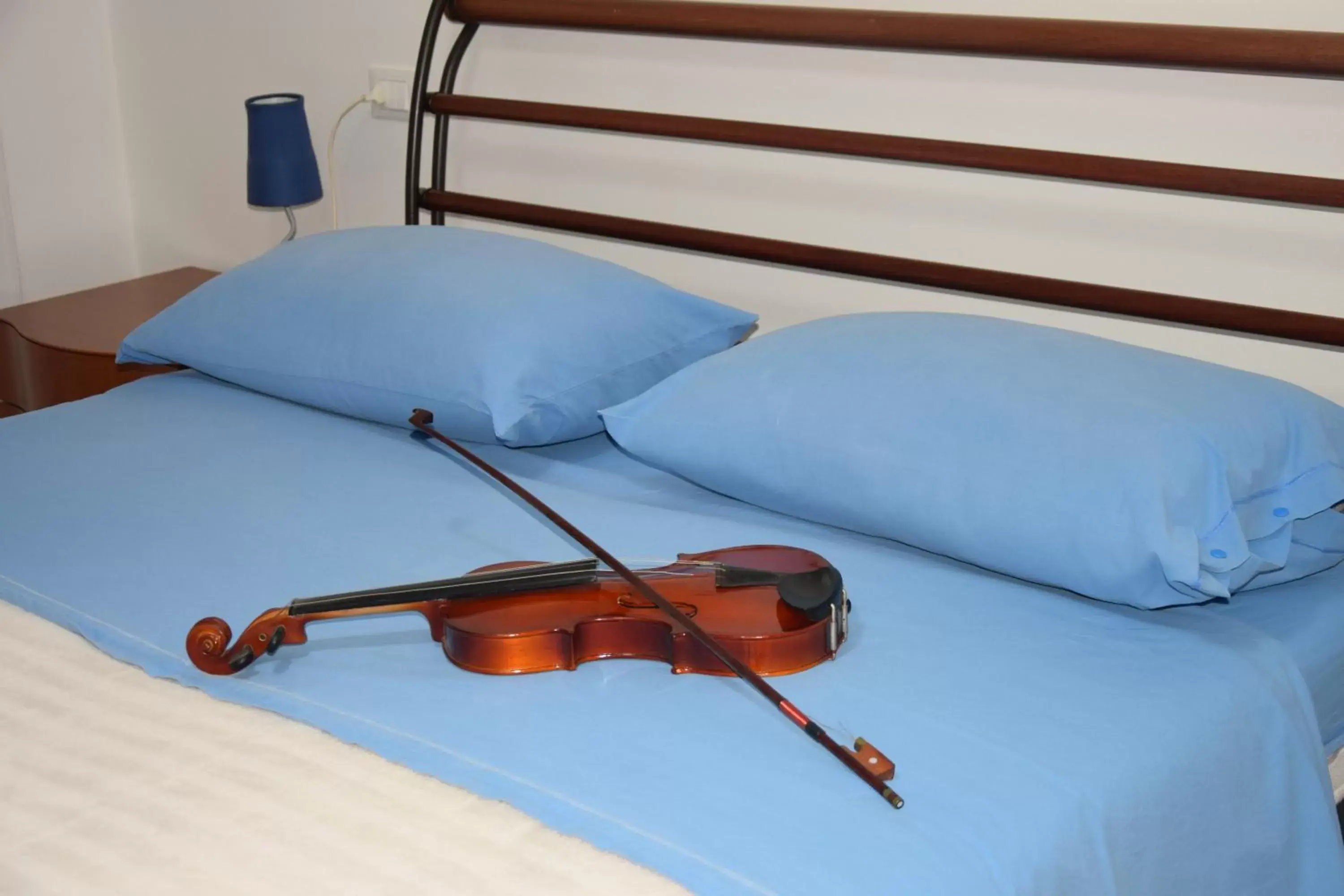 Bed in Bed & Breakfast Sinfonia