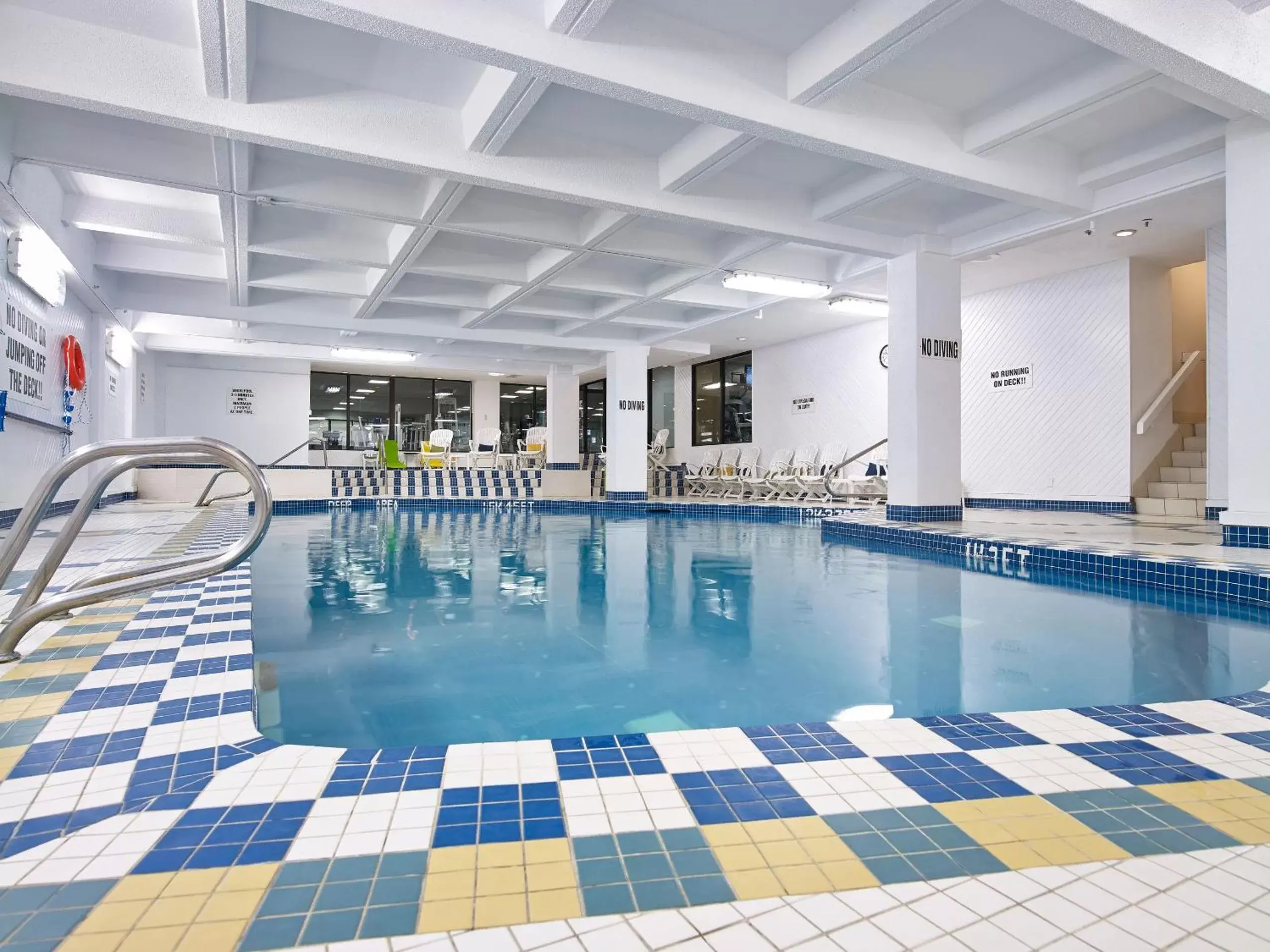 Fitness centre/facilities, Swimming Pool in Wyndham Edmonton Hotel and Conference Centre