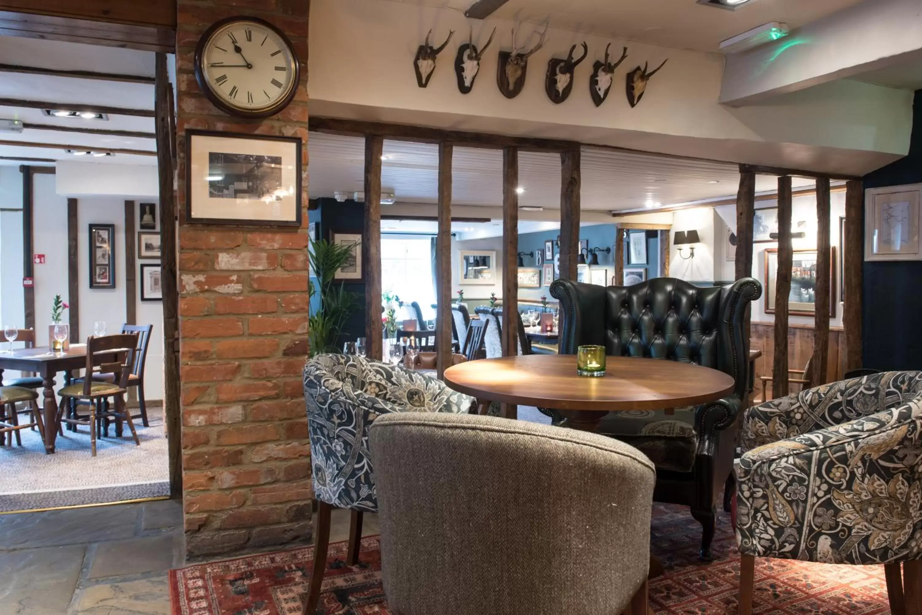 Restaurant/places to eat, Lounge/Bar in The Five Bells by Innkeeper's Collection