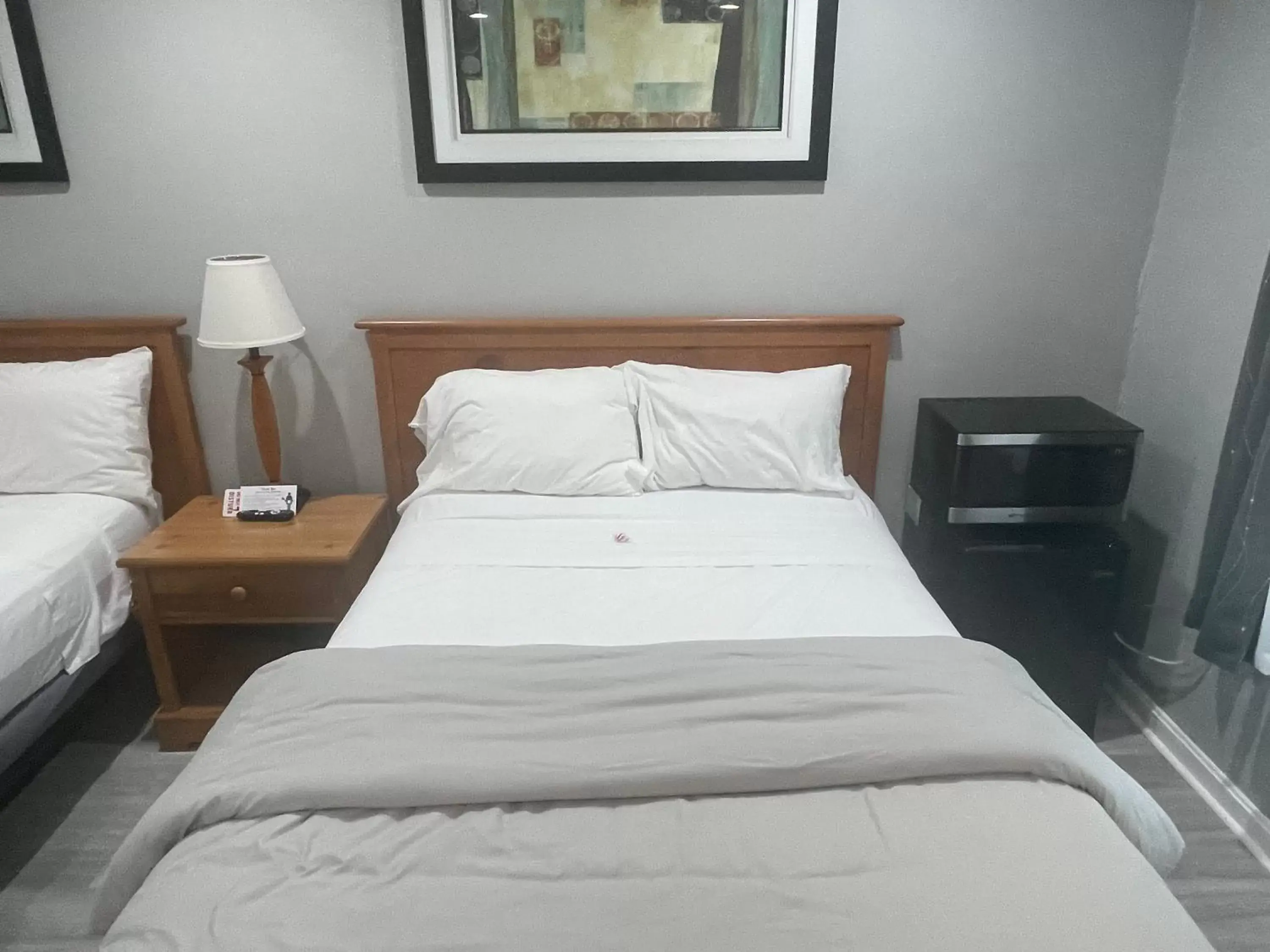 Bed in Aquastar Inn