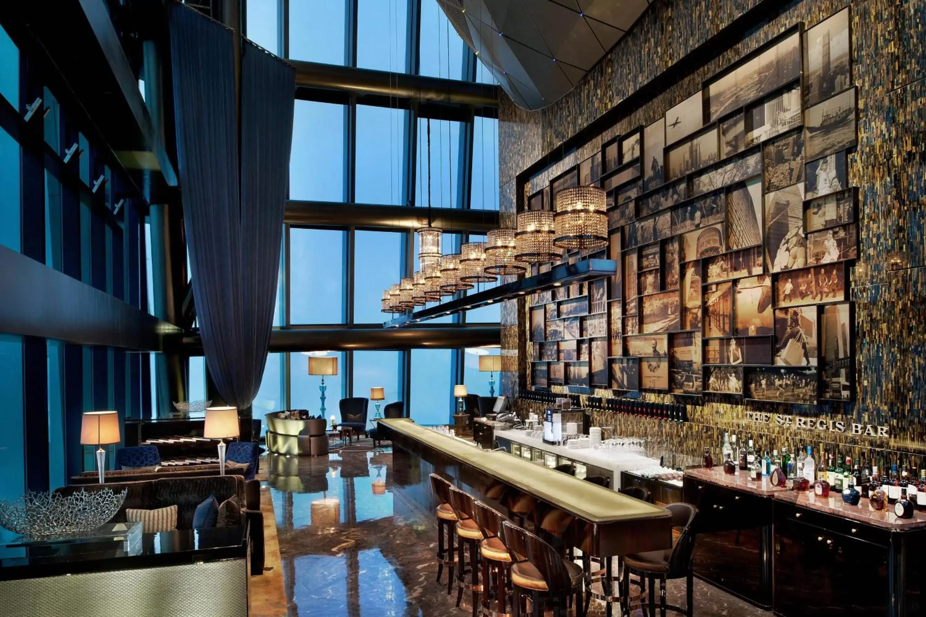 Restaurant/Places to Eat in The St. Regis Shenzhen