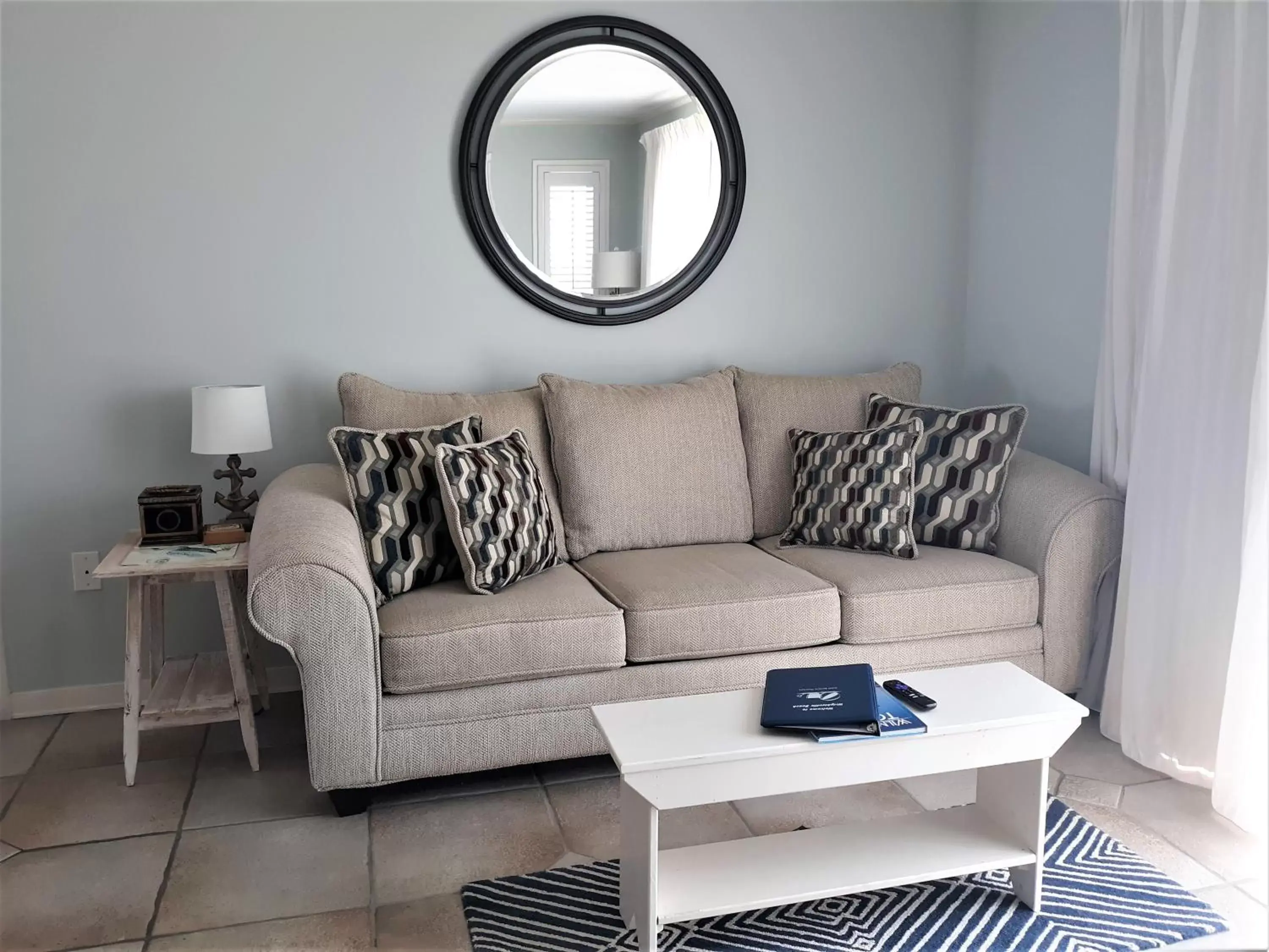 Living room, Seating Area in Sandpeddler Inn and Suites