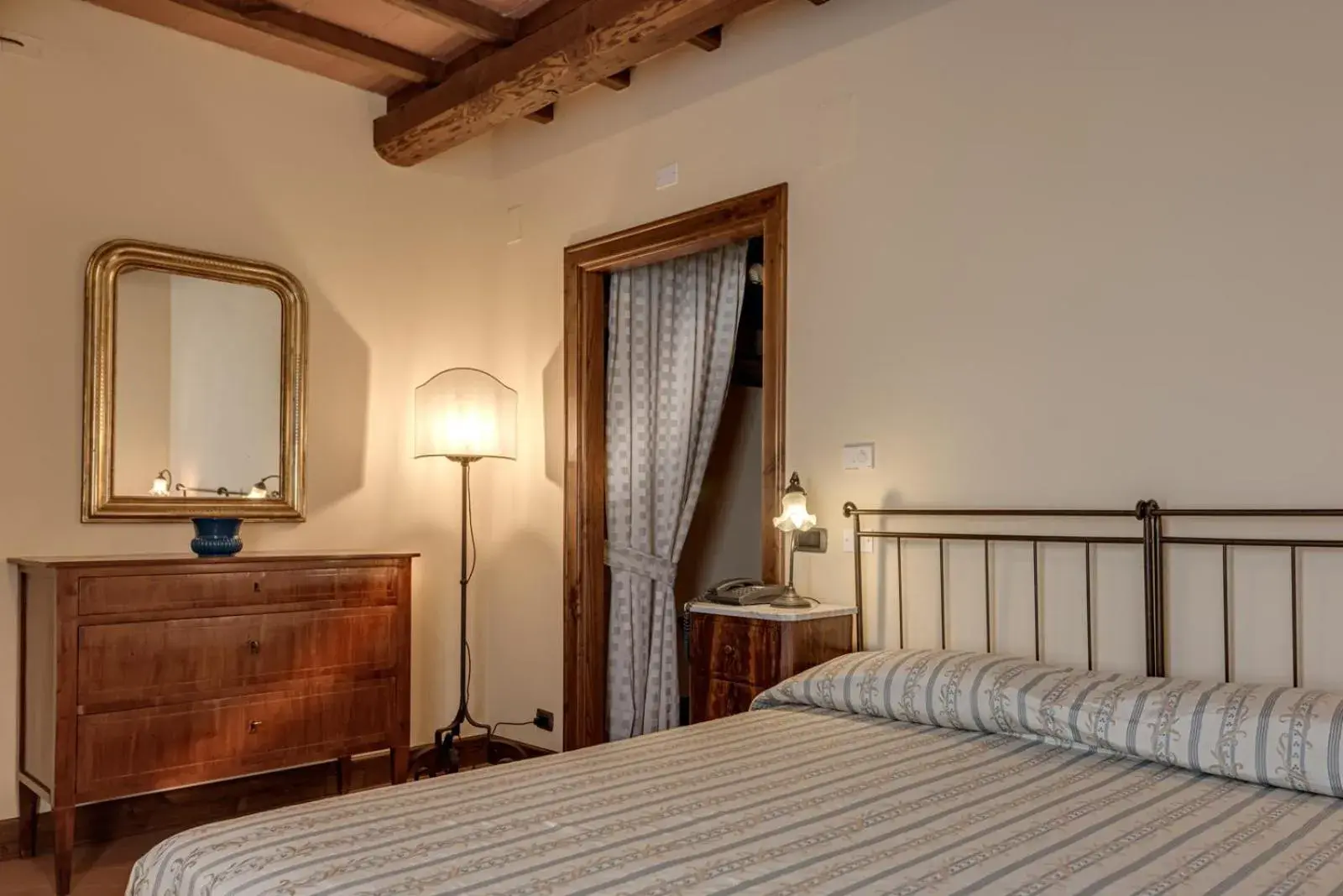 Bed in Locanda Poggioleone