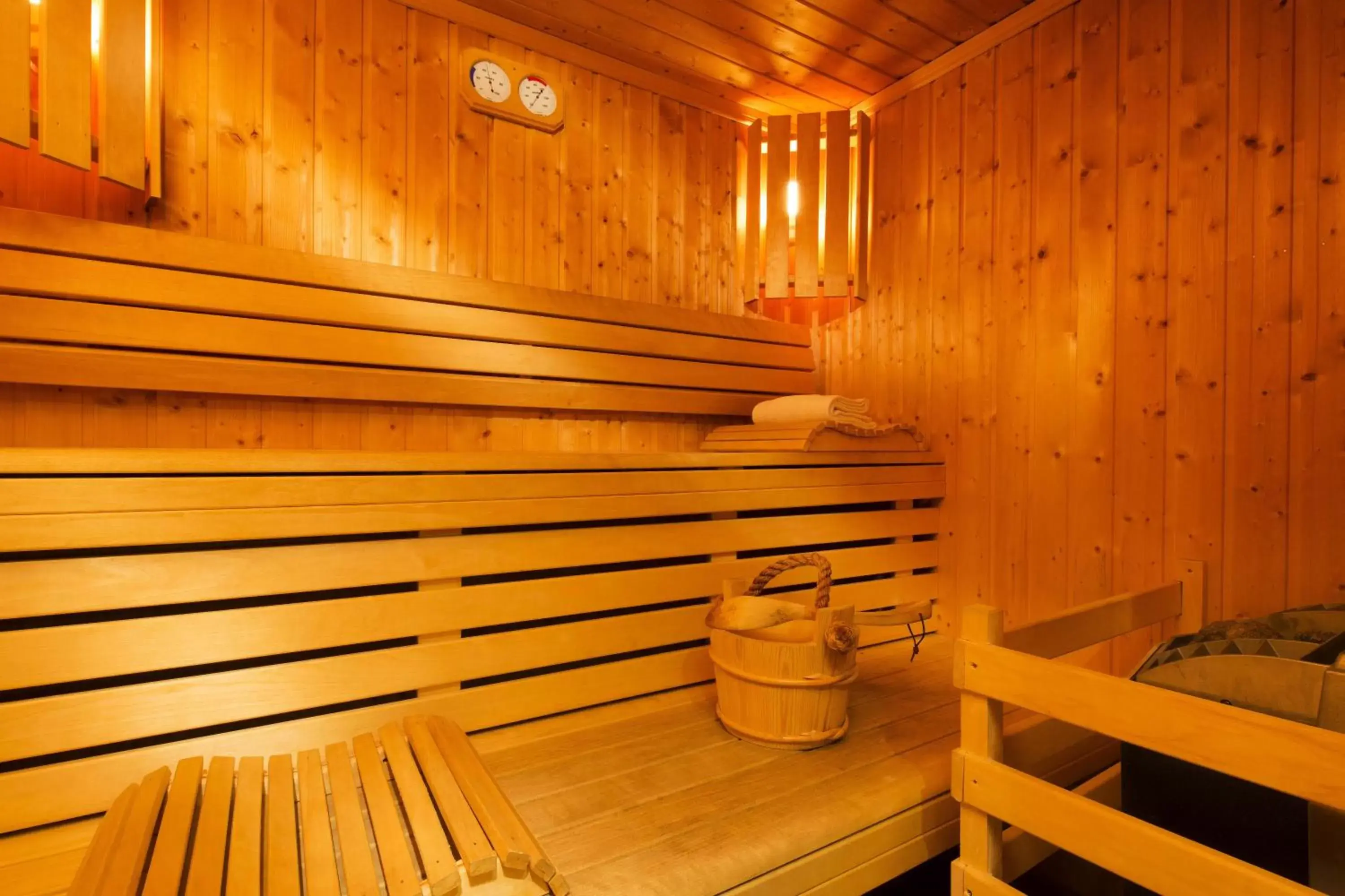 Sauna in Hôtel Le Fabe