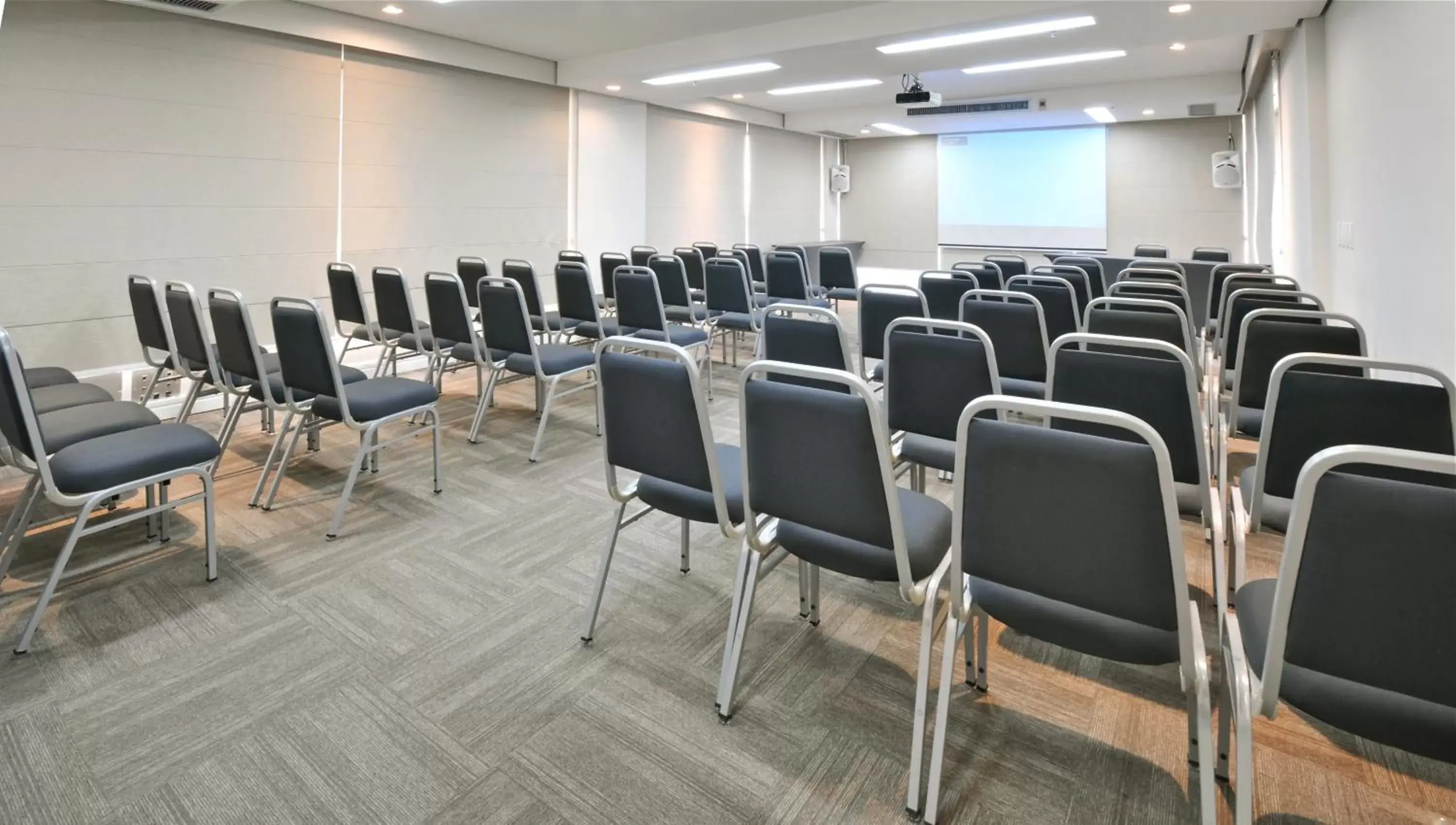 Meeting/conference room in Transamerica Executive Paulista