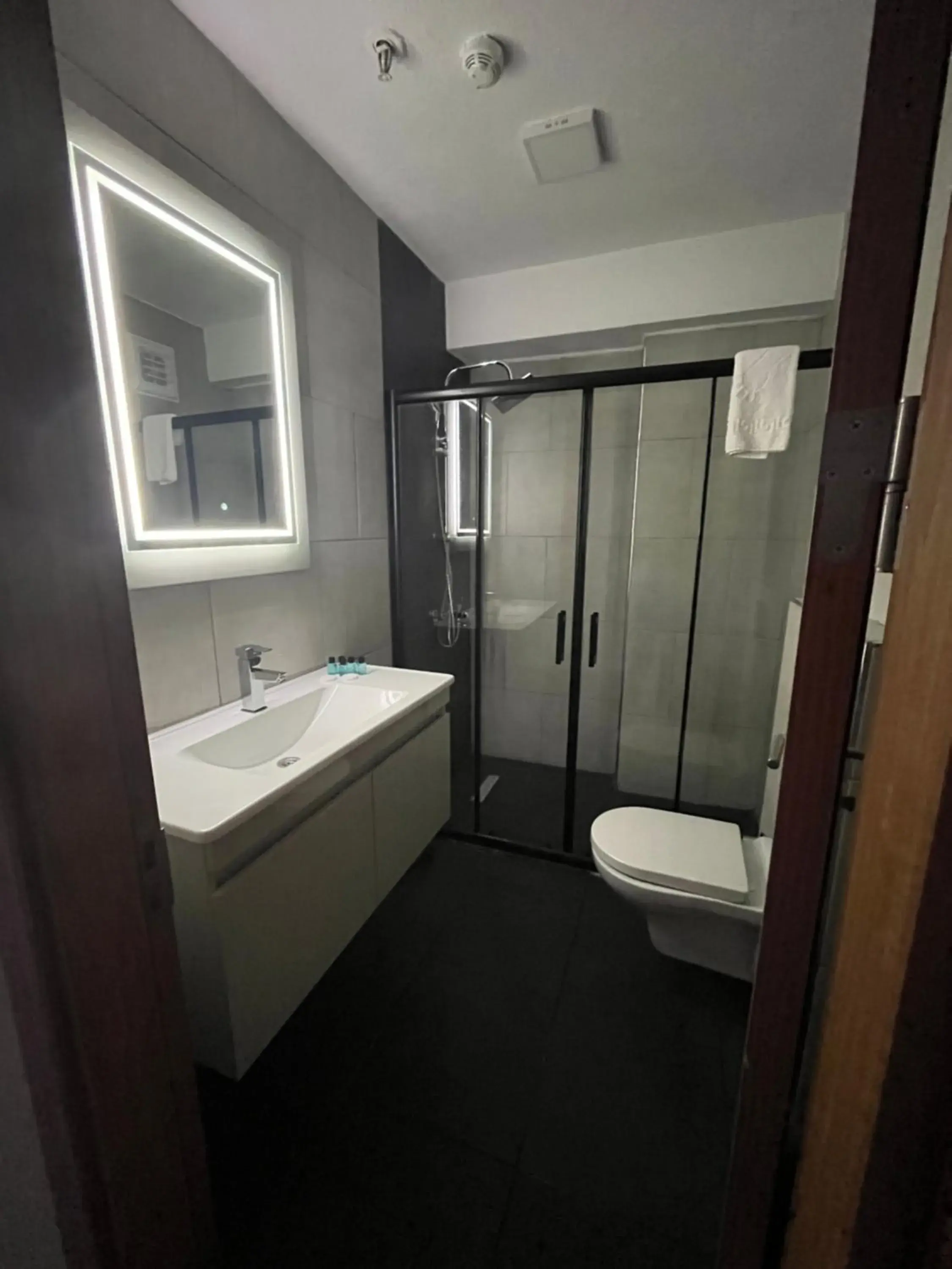Shower, Bathroom in Seher HOTEL