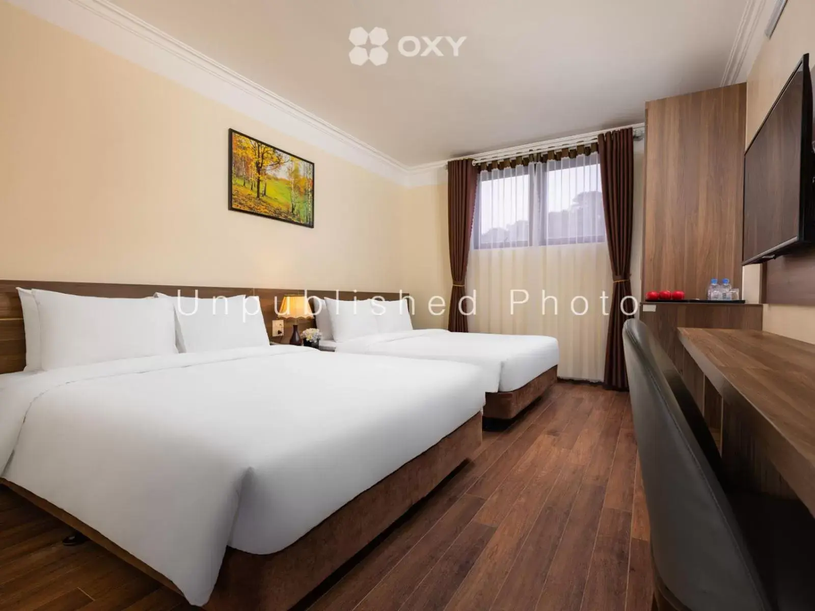 Quadruple Room with Sea View in Ha Long Essence Classic Hotel Quadruple Room with Sea View in Ha Long Essence Classic Hotel